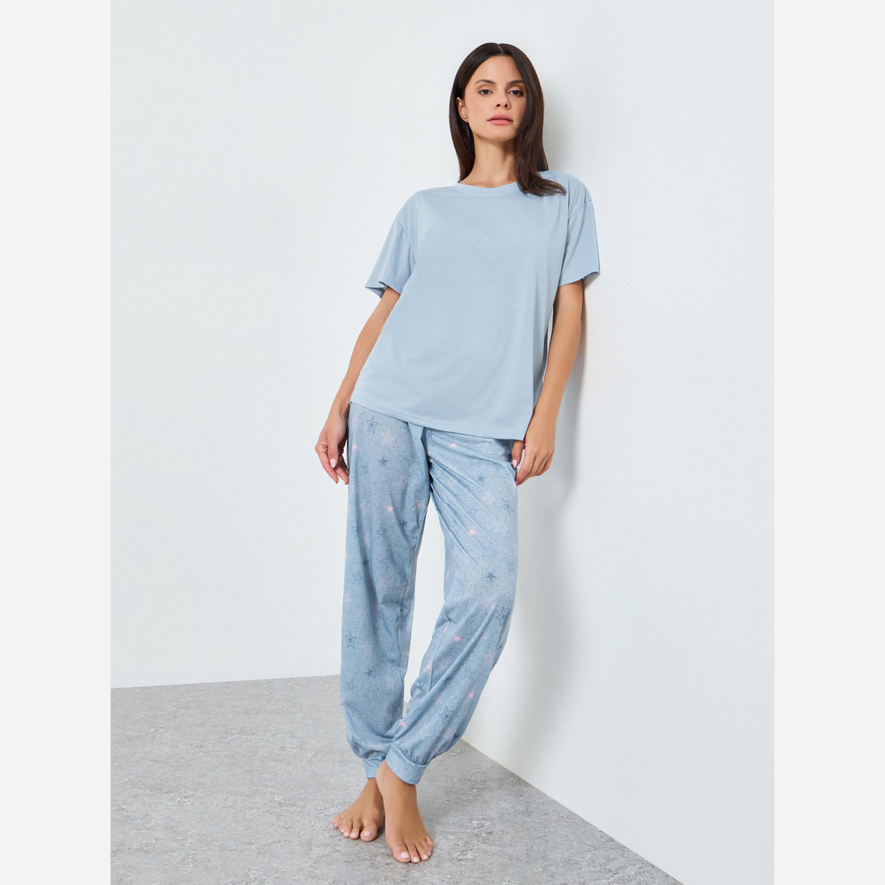 Styli SOLID DROP SHOULDER TEE & AOP SKETCHY STAR CUFFED PYJAMA-women-clothing-nightwear-pyjamas-longsets-image-1