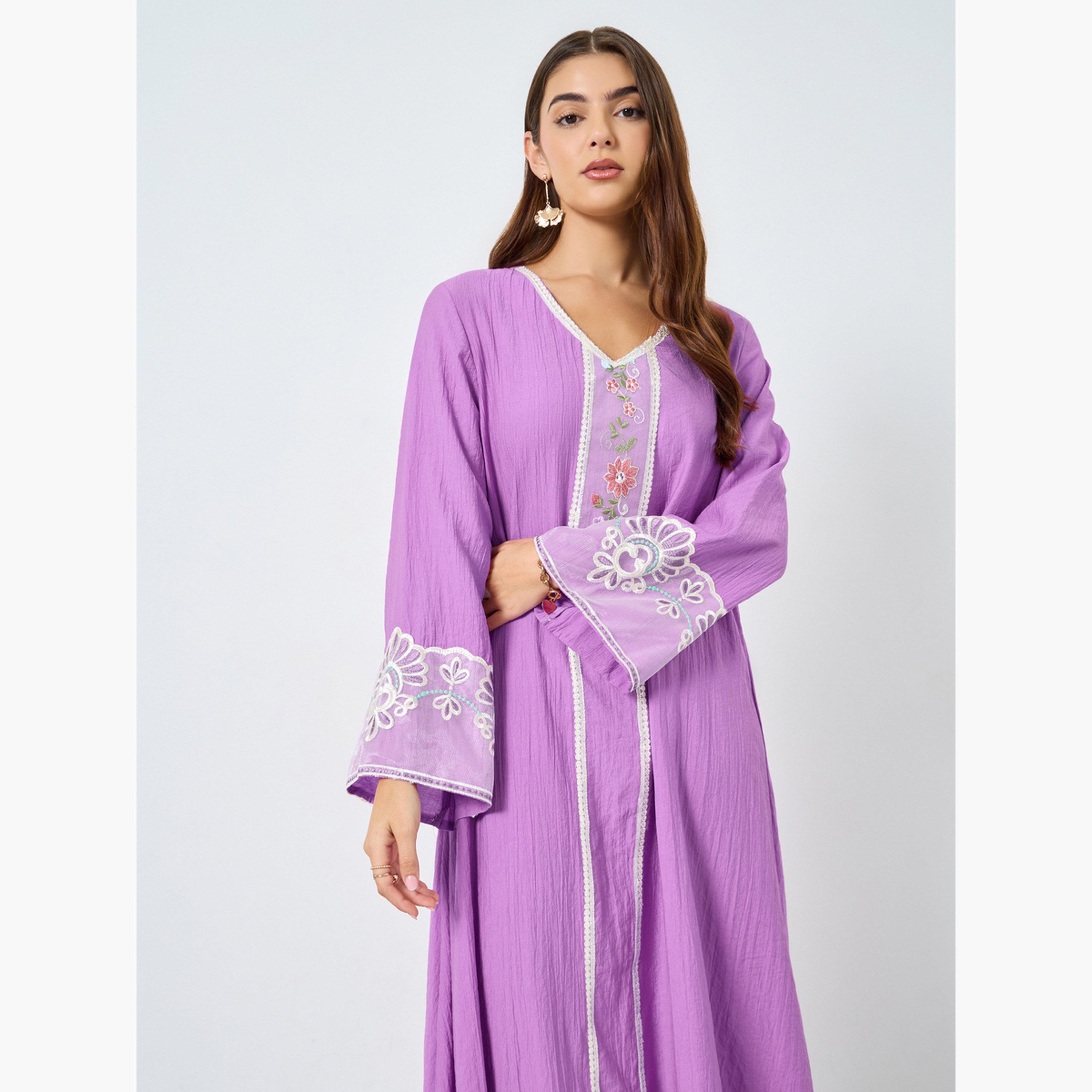 كينلي × ستايلي - جلابية بأكمام طويلة وتطريز منقوش وتفاصيل دانتيل-women-arabicclothing-jalabiyas-image-2