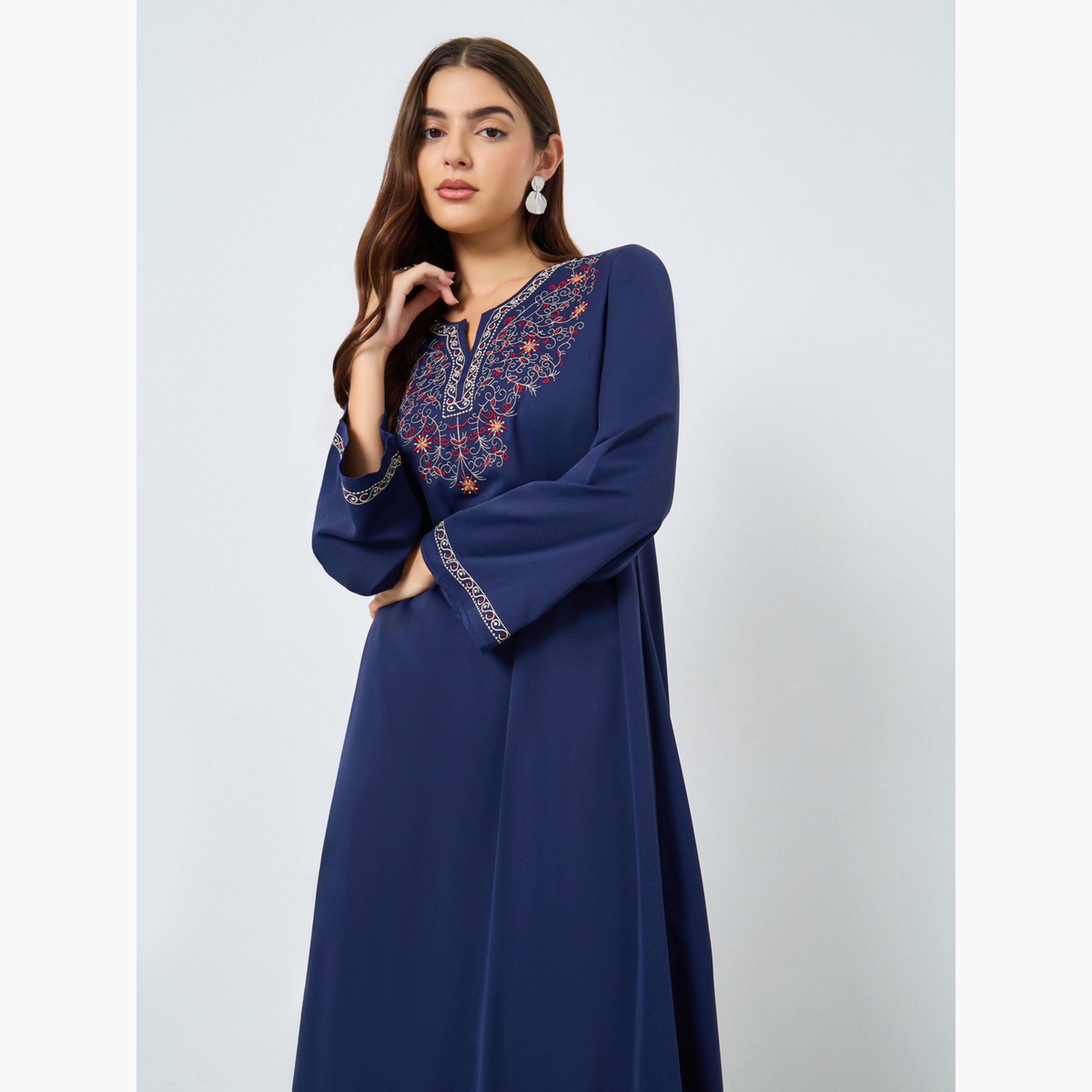 كينلي × ستايلي - جلابية مطرزة برقبة وأكمام طويلة-women-arabicclothing-jalabiyas-image-2