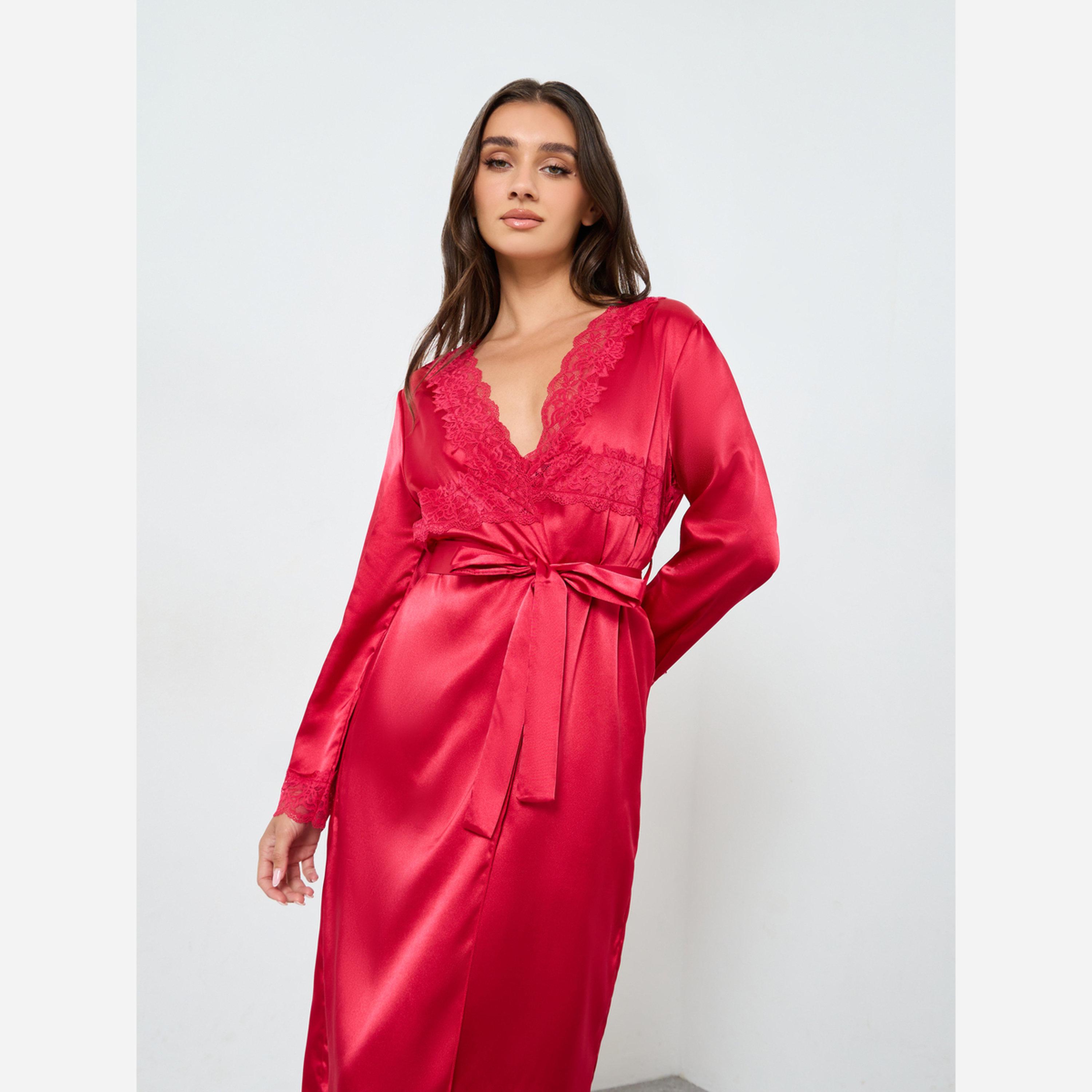 تيك تو - طقم روب نوم وقميص نوم ساتان لون أحمر-women-clothing-nightwear-robes-image-3