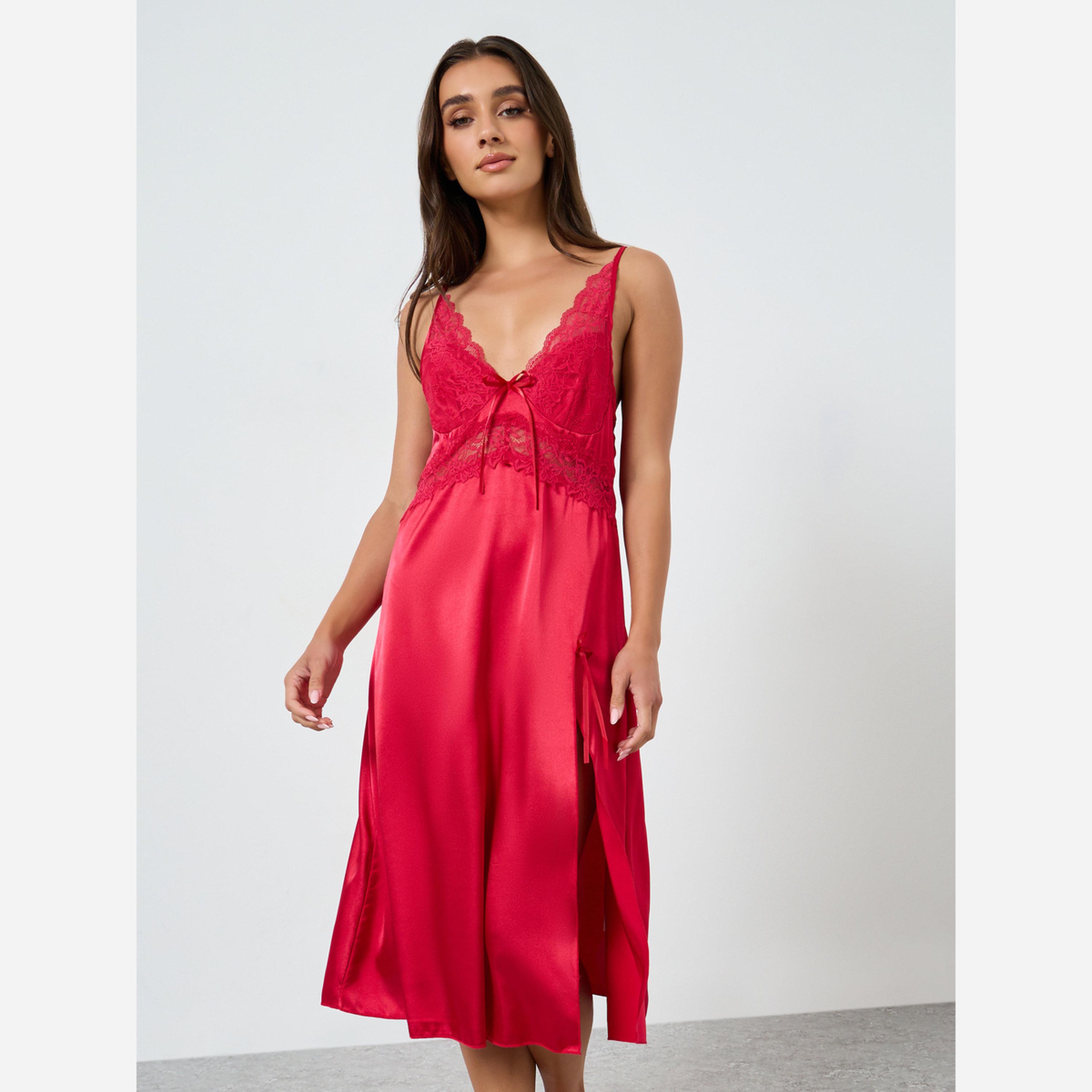 تيك تو - طقم روب نوم وقميص نوم ساتان لون أحمر-women-clothing-nightwear-robes-image-5