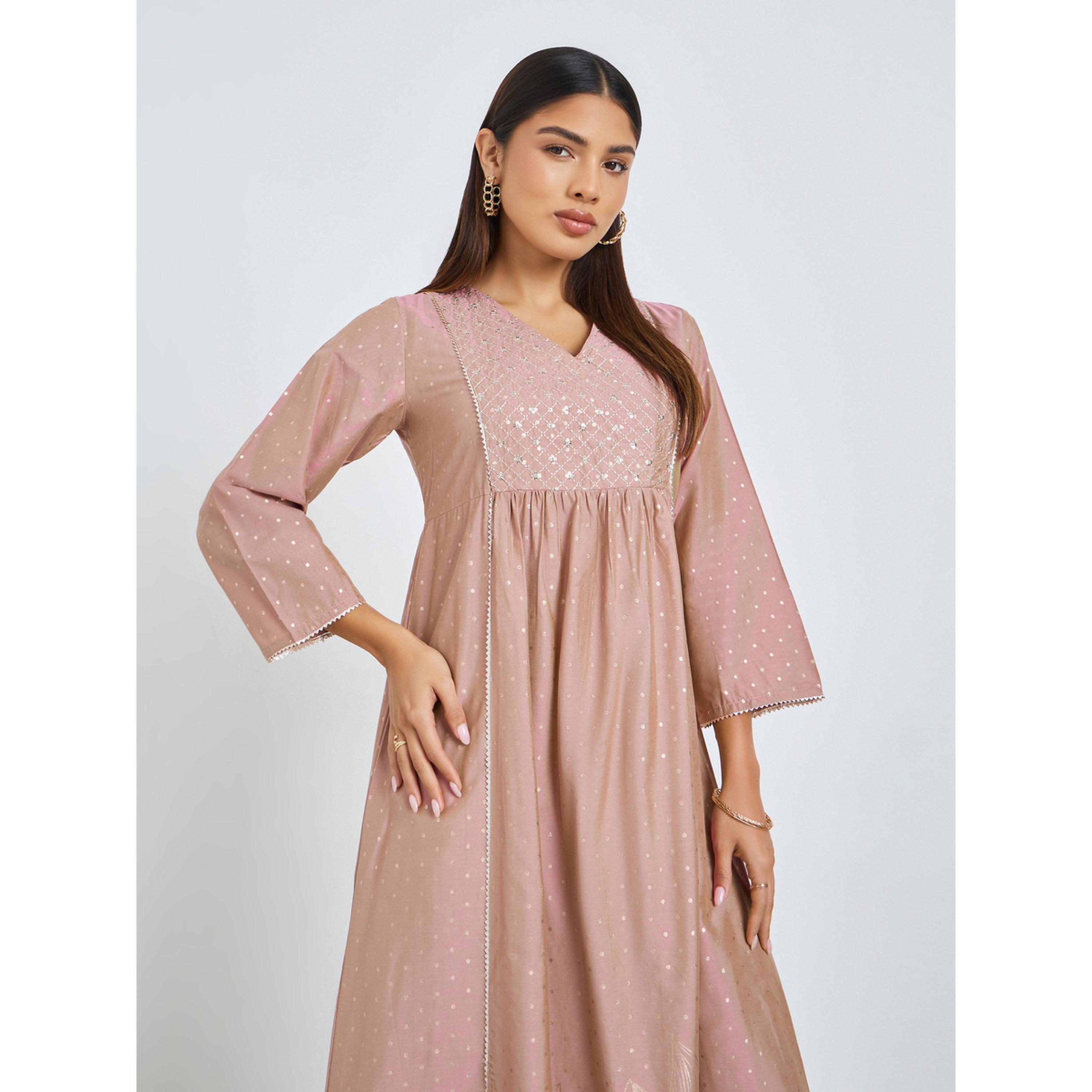 ستايلي - جلابية مزينة بنقاط وردية اللون وتطريز بالترتر على الصدر-women-arabicclothing-jalabiyas-image-2