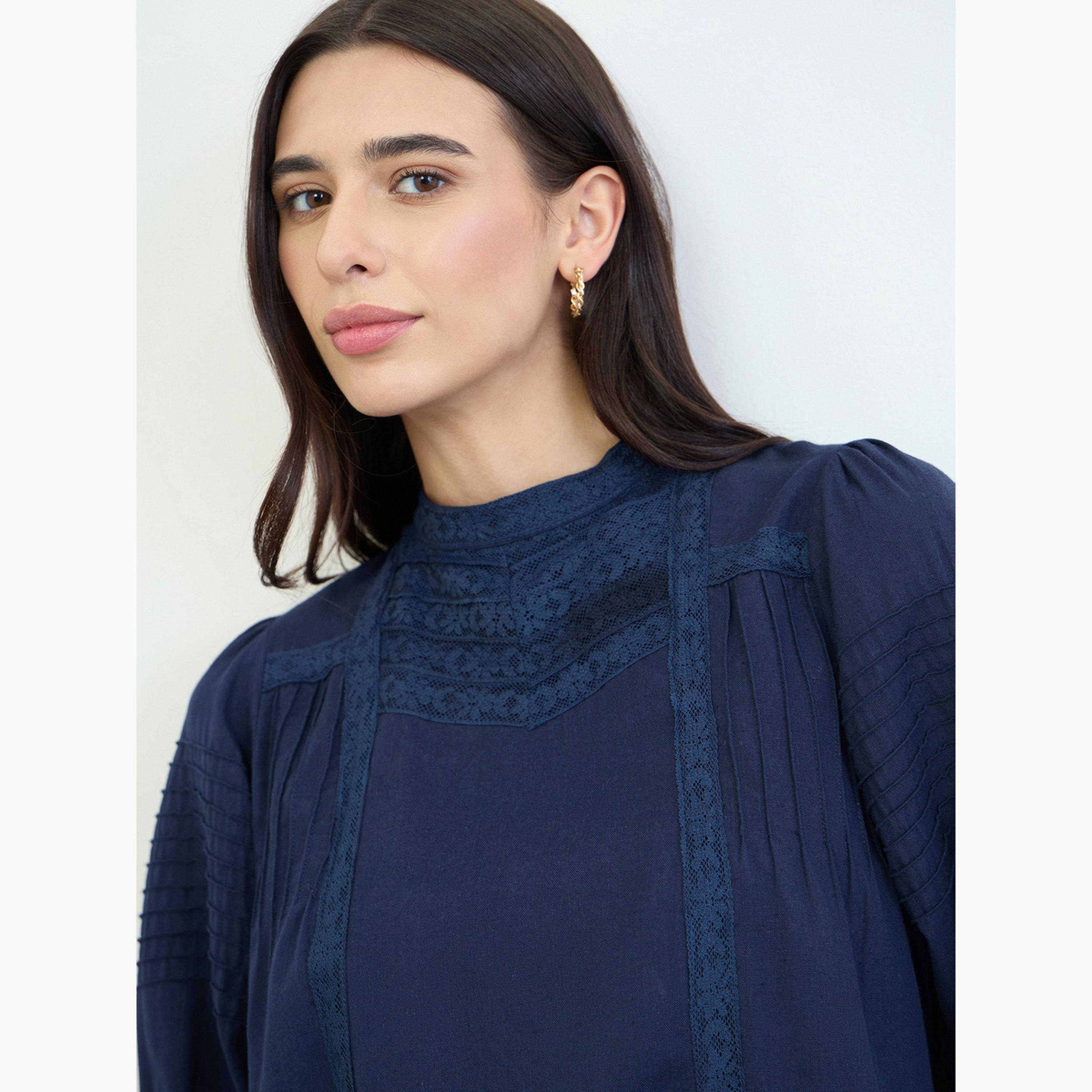 بلوزة قطن بتفاصيل دانتيل-women-clothing-shirtsandblouses-blouses-image-5