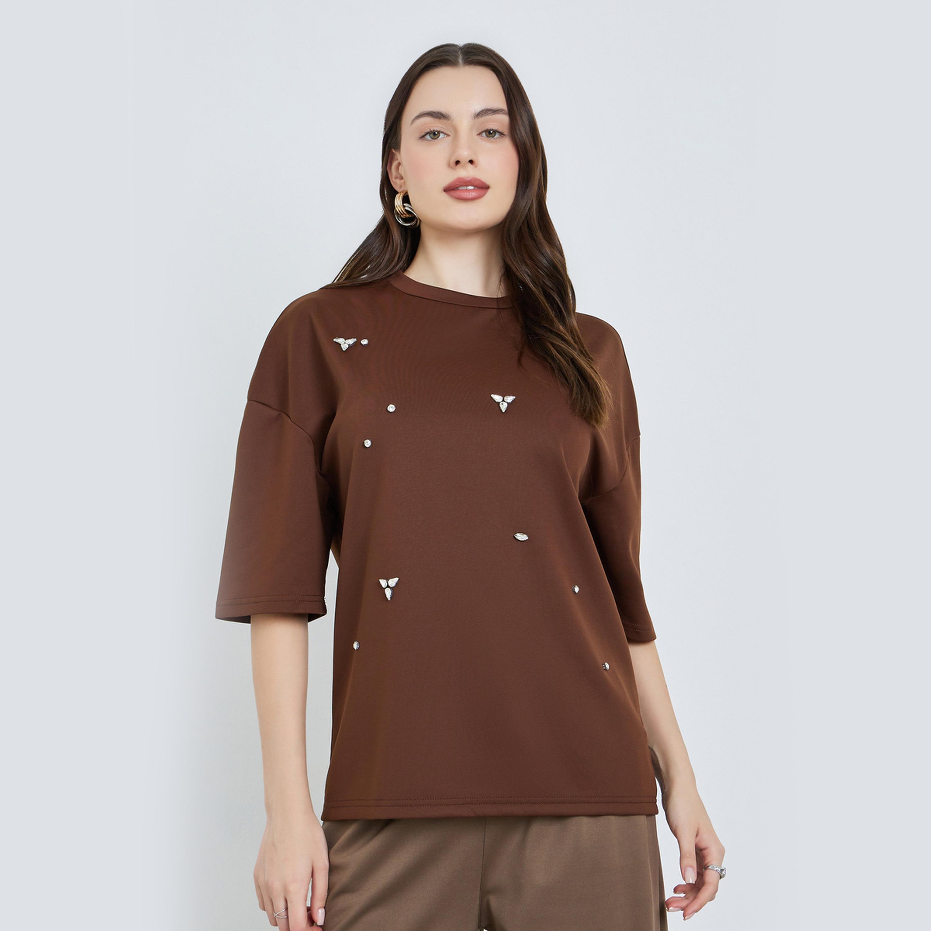 تيشيرت فضفاض مزين بأكمام قصيرة-women-clothing-tshirts-image-1
