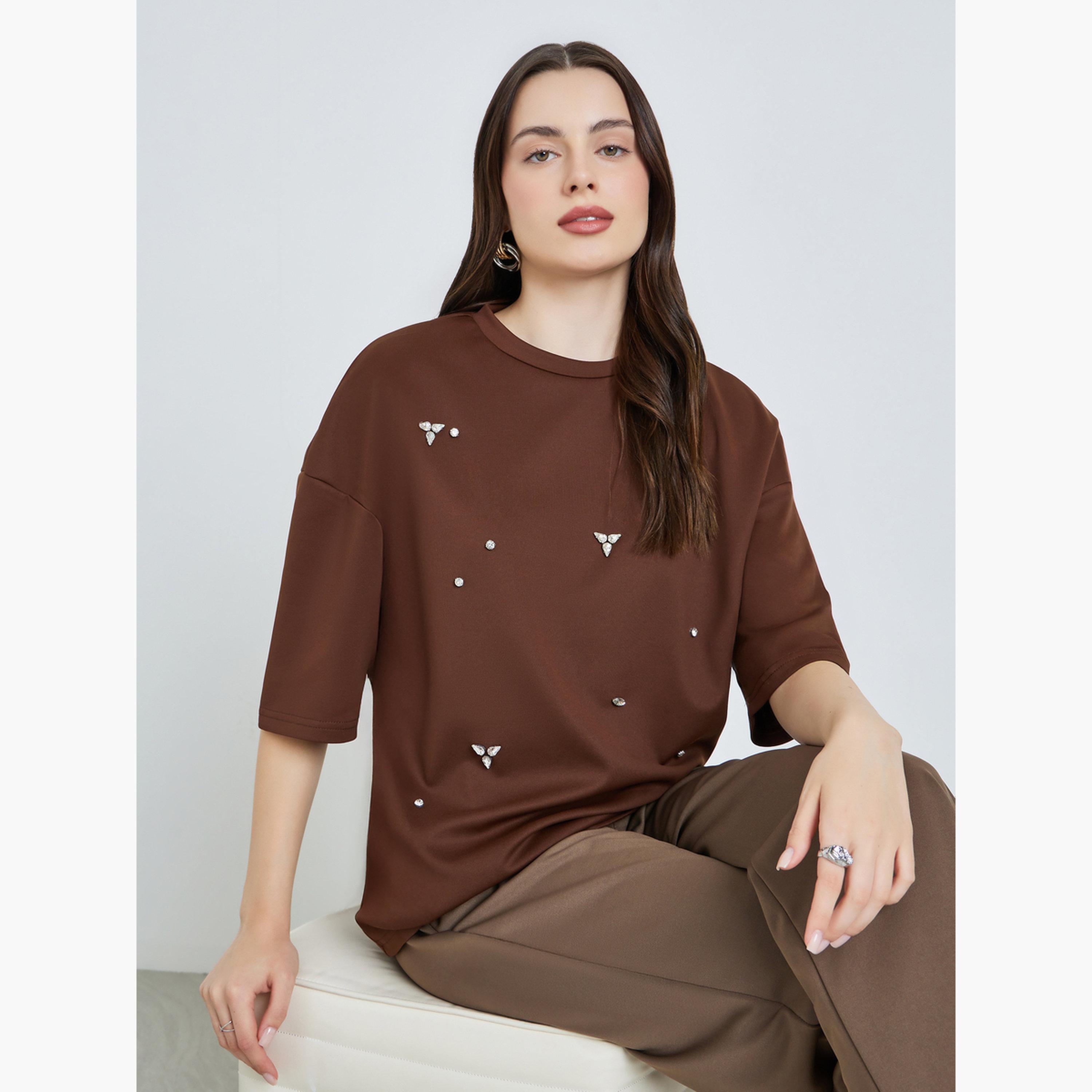 تيشيرت فضفاض مزين بأكمام قصيرة-women-clothing-tshirts-image-3