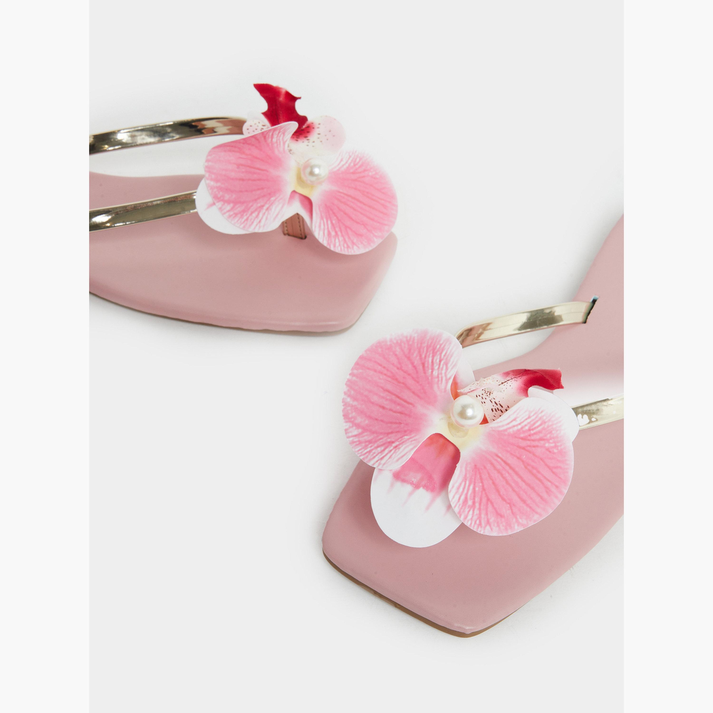 صندل فلات بزهور-women-shoes-sandals-flats-image-3