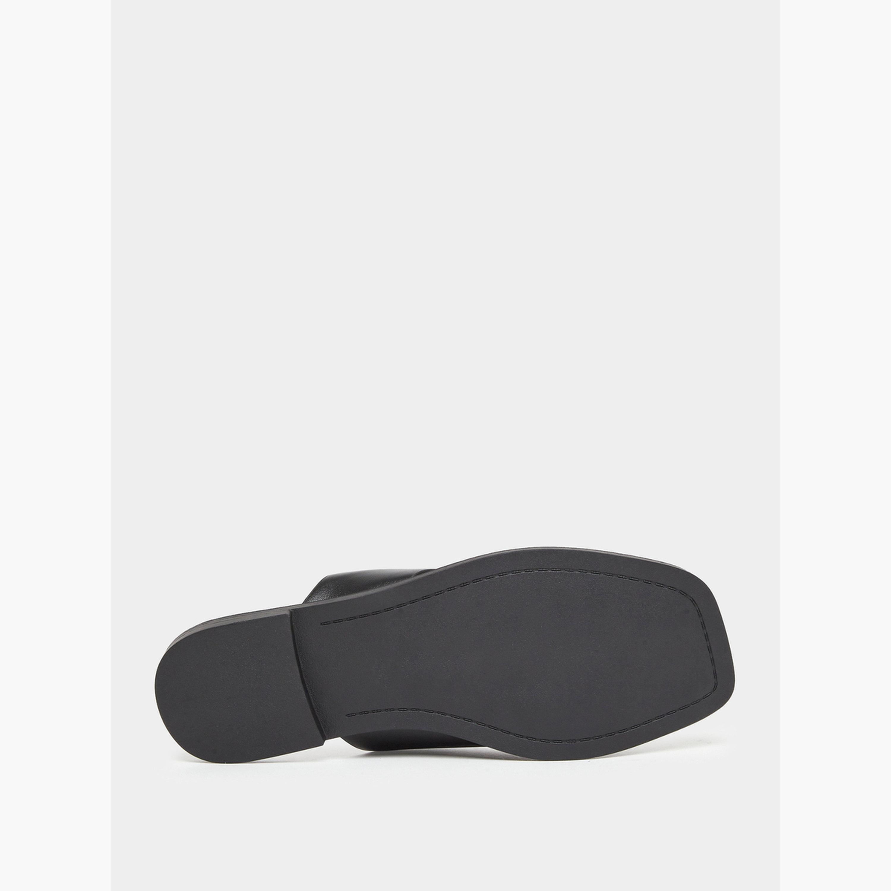 Styli Solid Toe Post Flat Sandals-women-shoes-sandals-flats-image-6