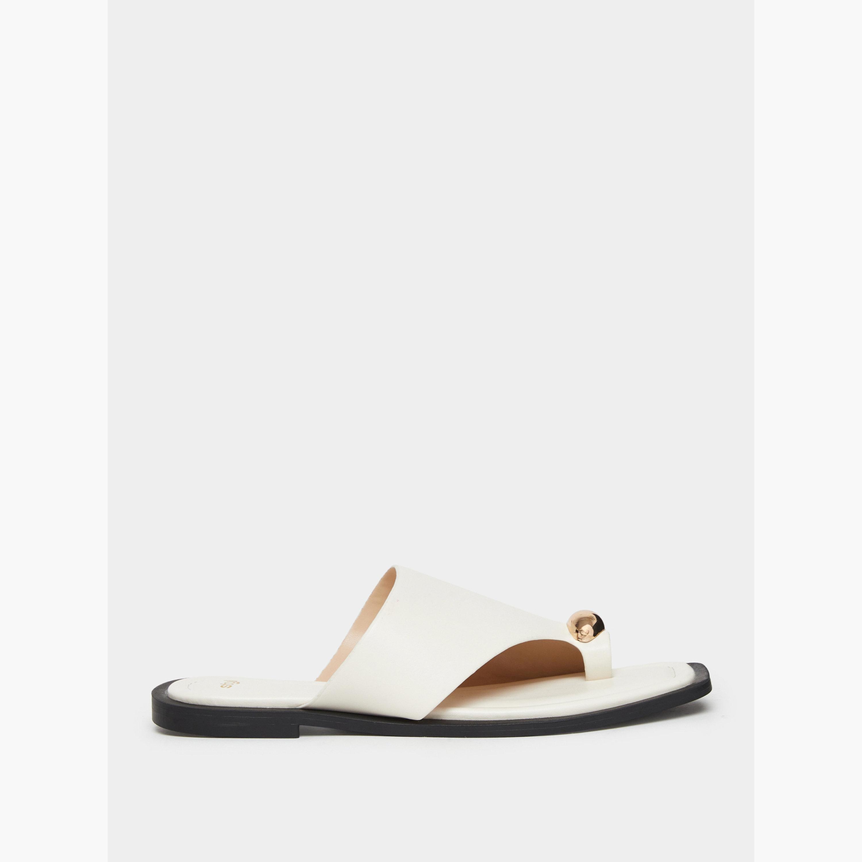 صندل فلات سادة بإصبع-women-shoes-sandals-flats-image-2