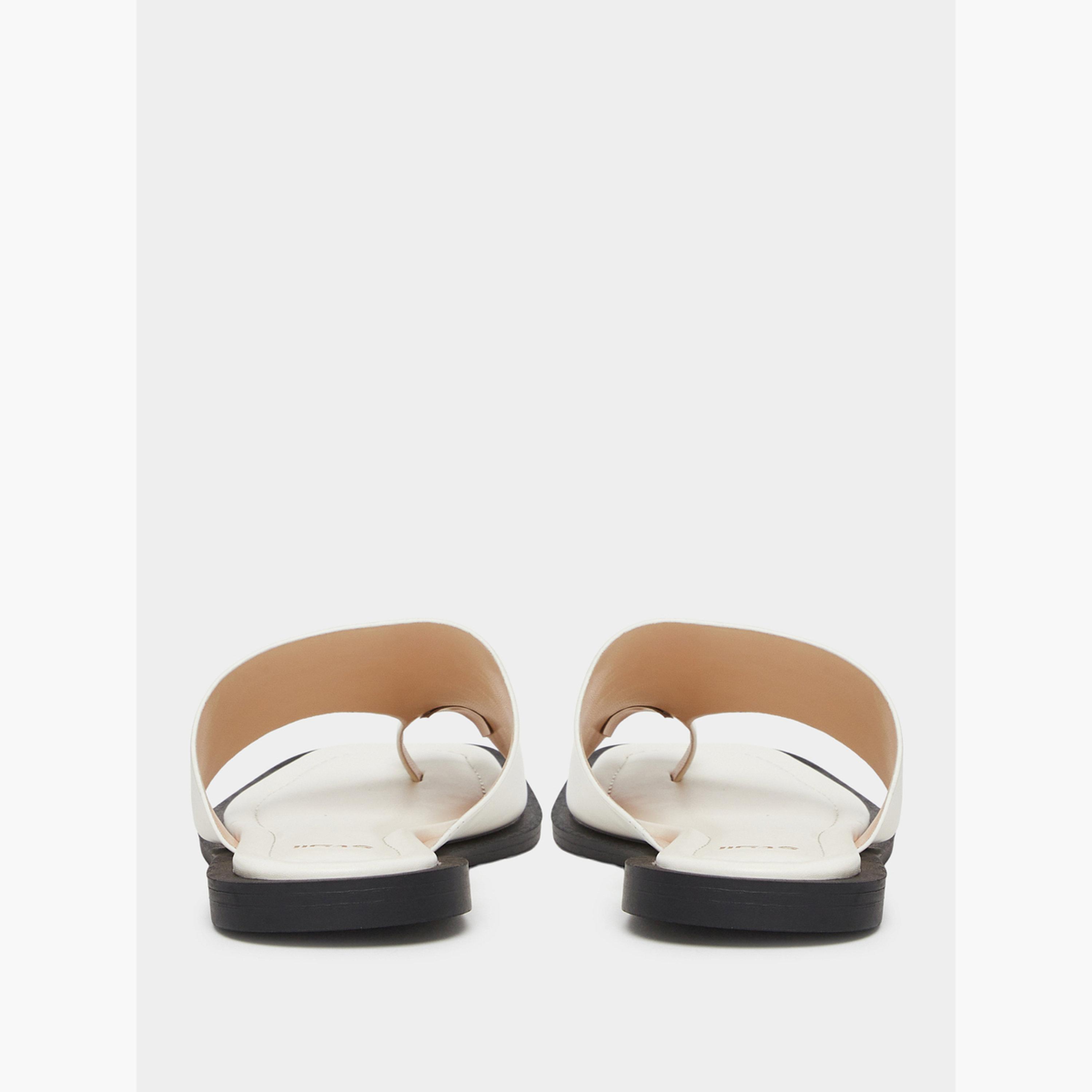 Styli Solid Toe Post Flat Sandals-women-shoes-sandals-flats-image-5