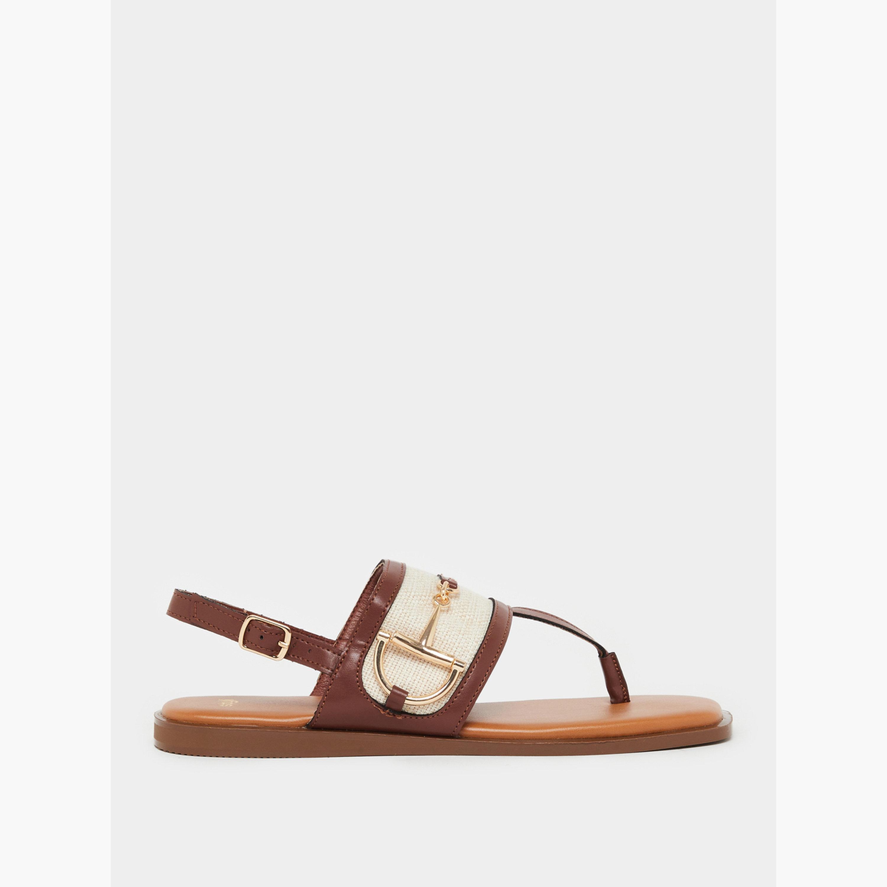 صندل مسطح بتفاصيل الفروسية-women-shoes-sandals-flats-image-2