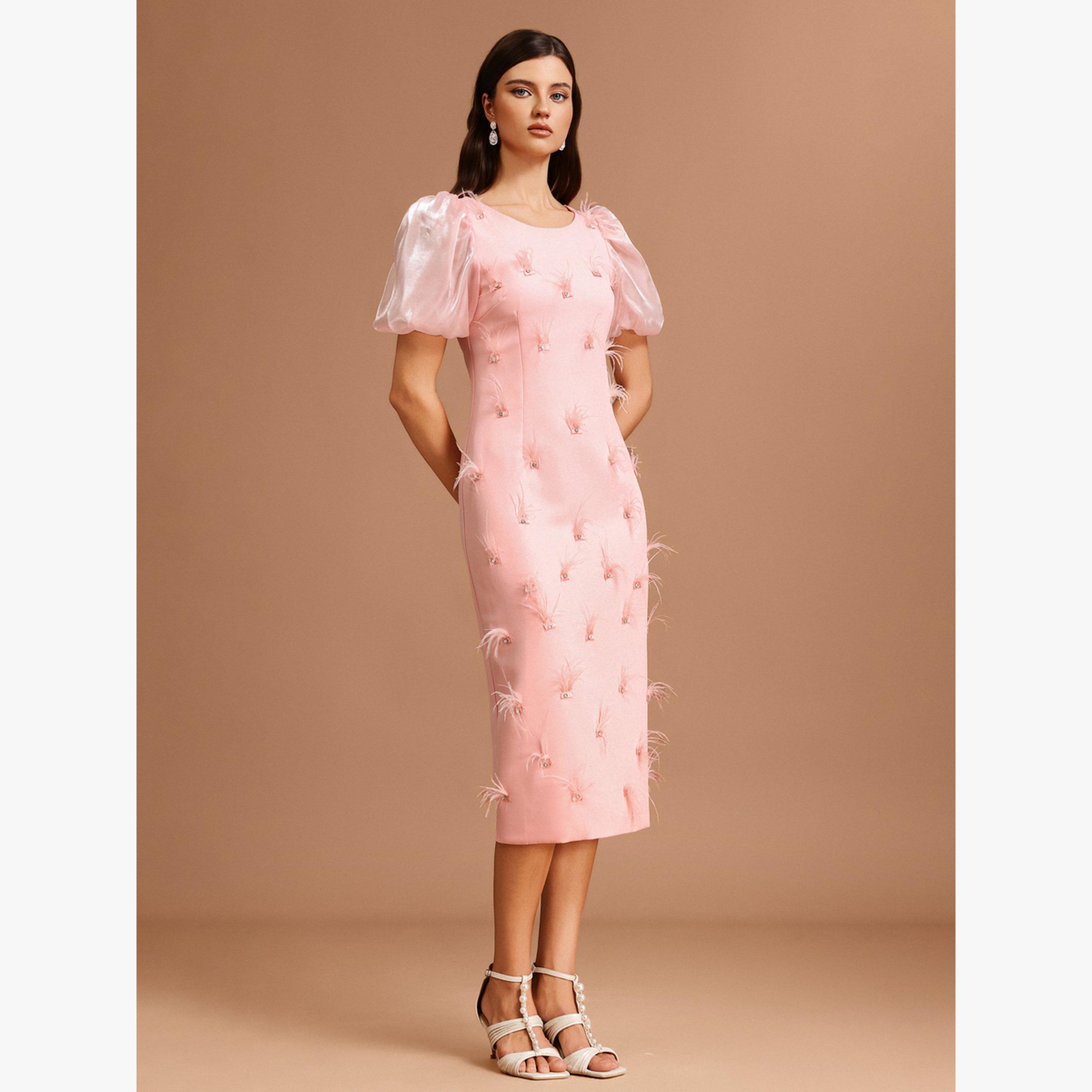 فستان ميدي وردي بأكمام منفوخة وتفاصيل ريش-women-clothing-dresses-image-2