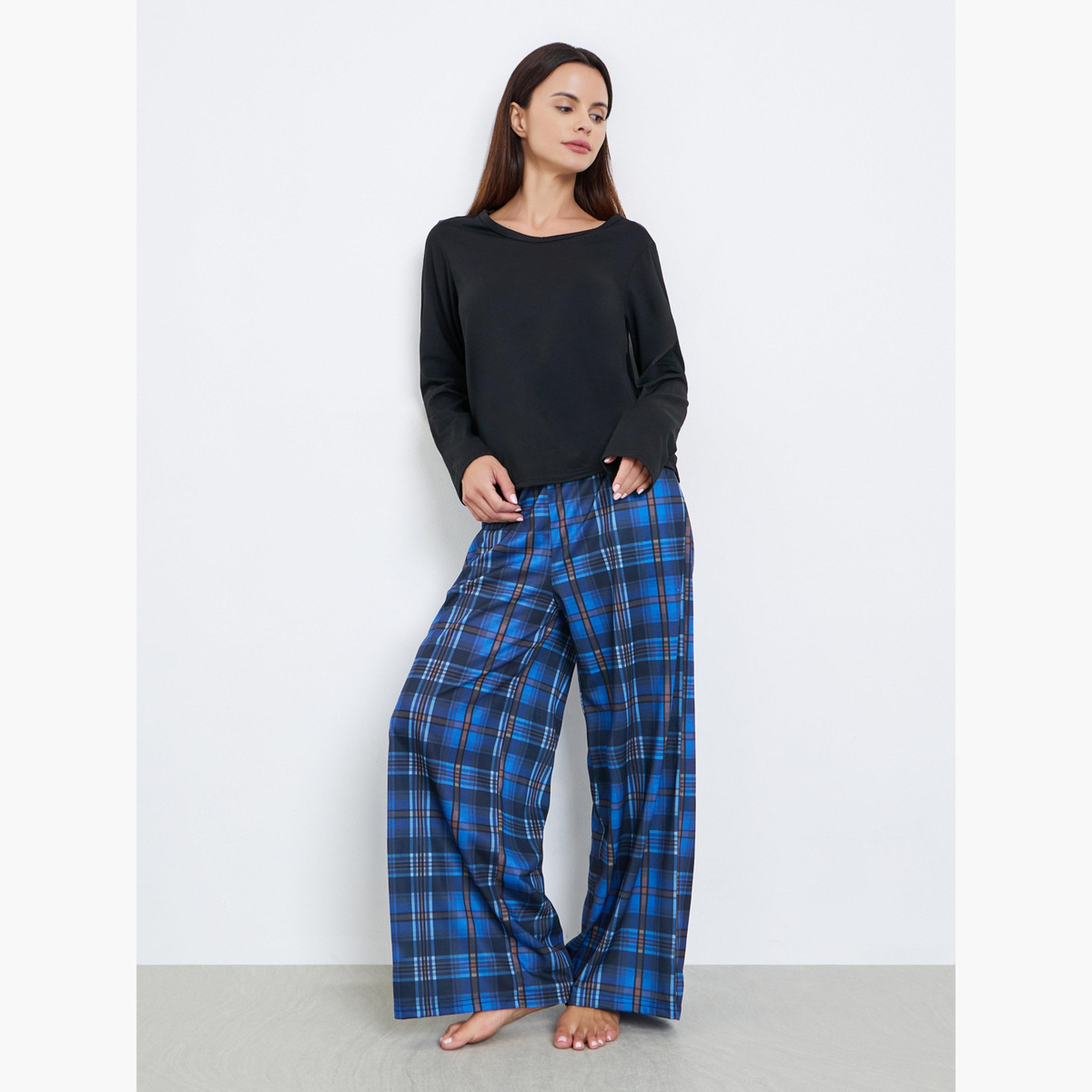 Styli Solid Long Sleeve T-Shirt and Checked Pyjama Set-women-clothing-nightwear-pyjamas-longsets-image-1
