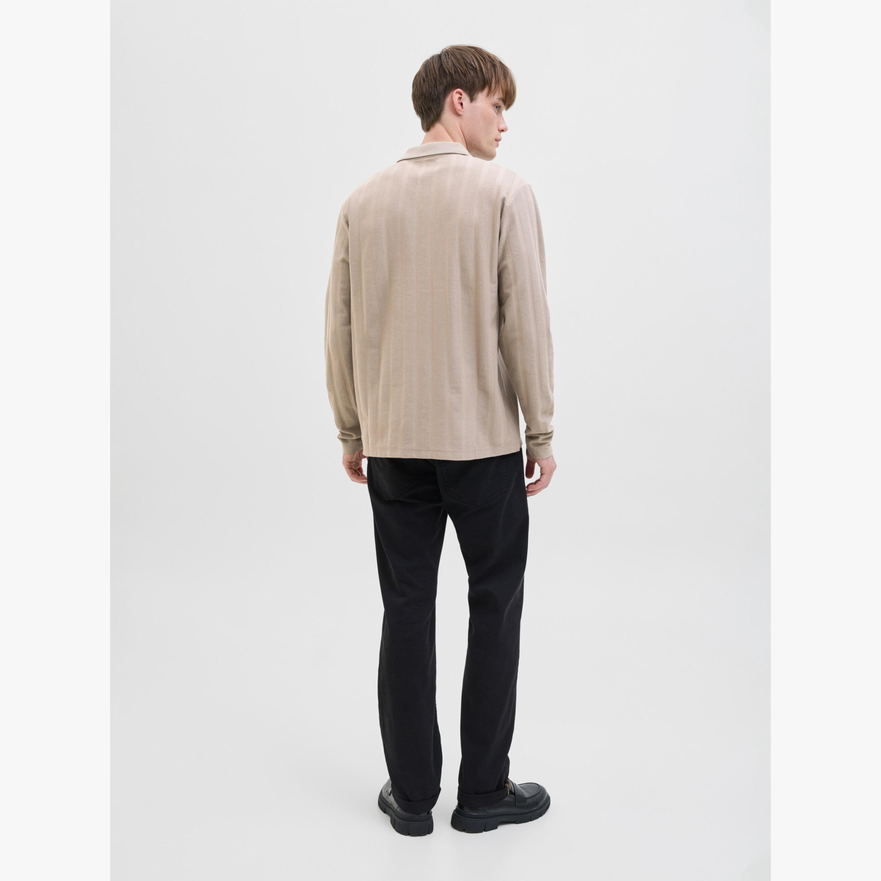 قميص بولو بتفاصيل محبوكة رجالي بأكمام طويلة وبارز الملمس-men-clothing-tshirtsandpolos-polos-image-3