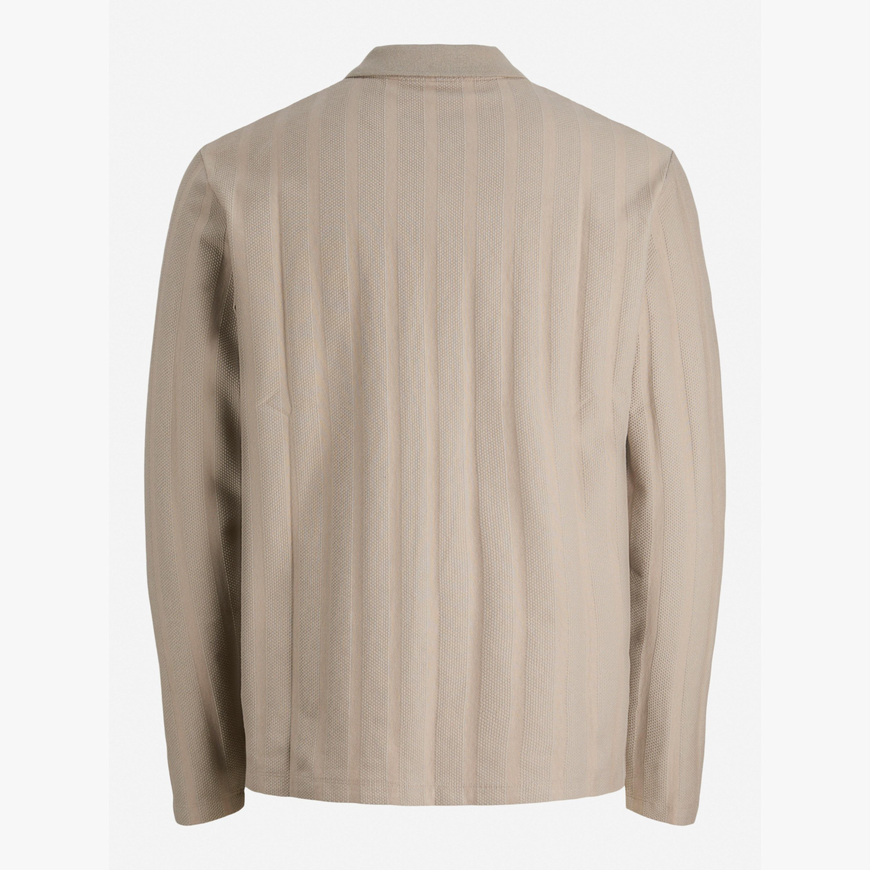 قميص بولو بتفاصيل محبوكة رجالي بأكمام طويلة وبارز الملمس-men-clothing-tshirtsandpolos-polos-image-5