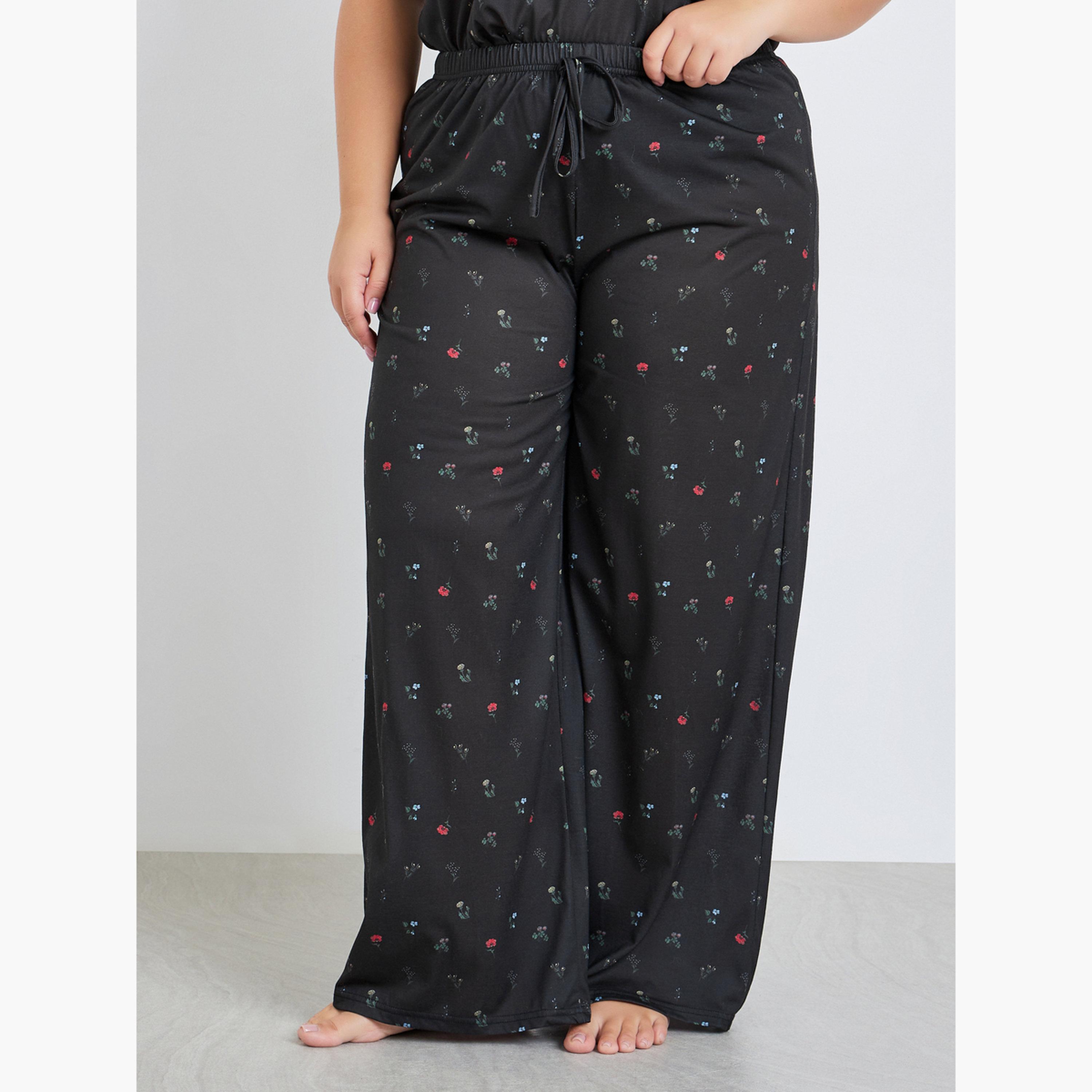 Styli Plus Size Floral Print T-Shirt and Pyjama Set-women-clothing-plussize-nightwear-nightwearsets-image-5