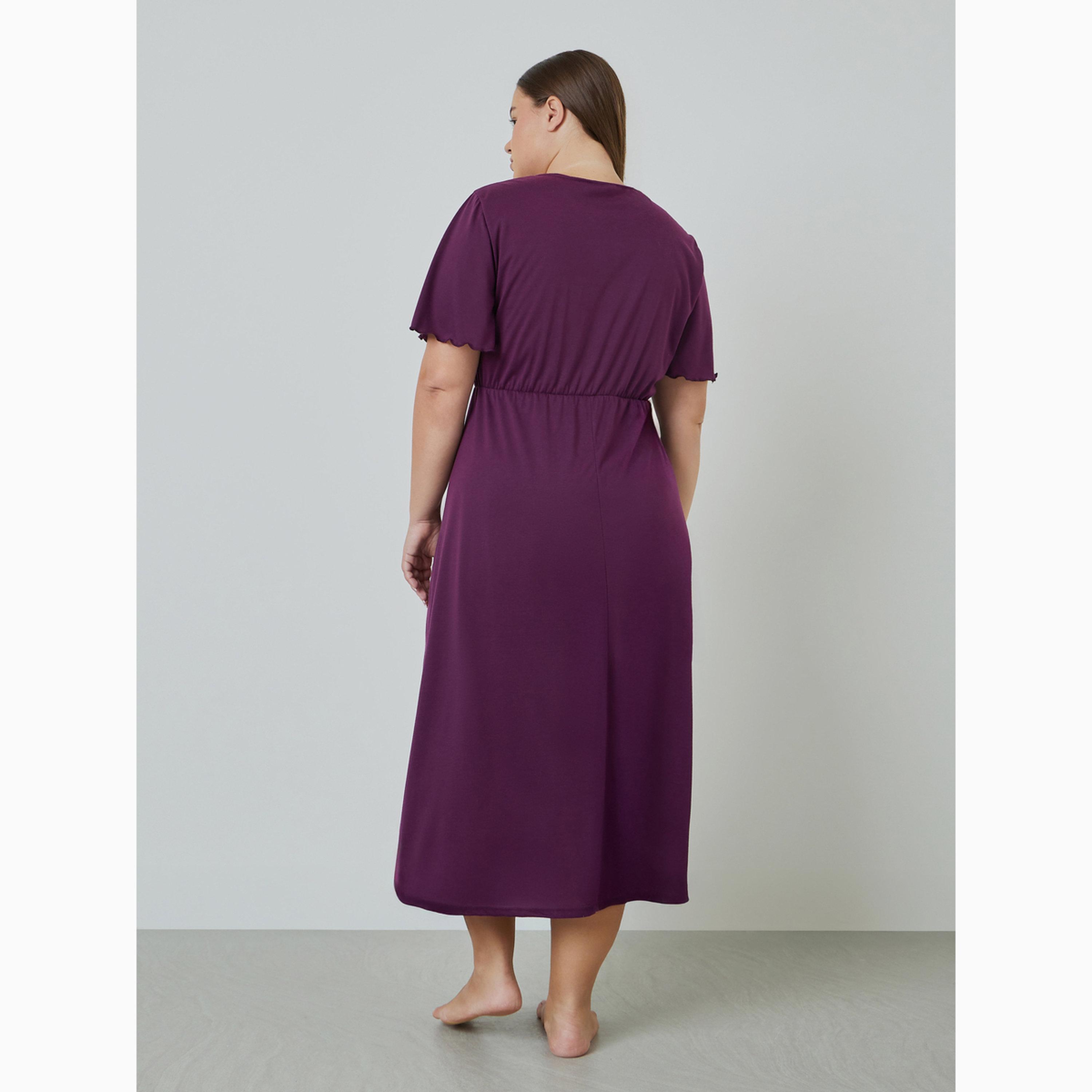 قميص نوم بلون سادة وبنمط لف بمقاس كبير-women-clothing-nightwear-nighties-image-2