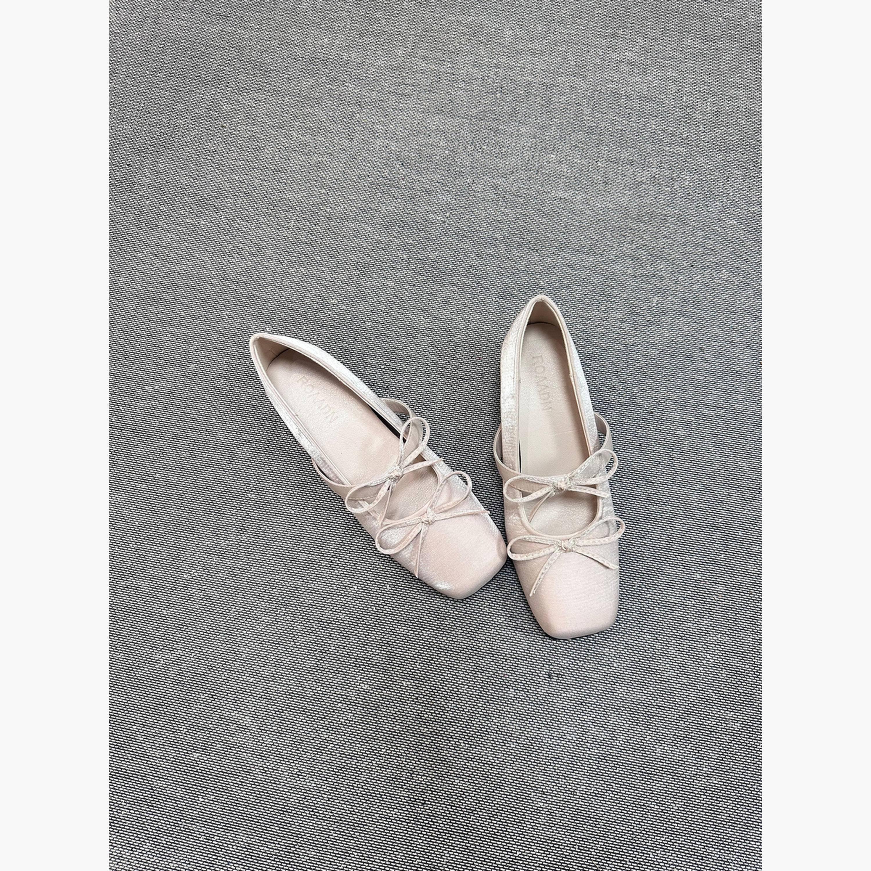 حذاء فلات بمقدمة مربعة وتفاصيل فيونكة-women-shoes-ballerinas-image-4