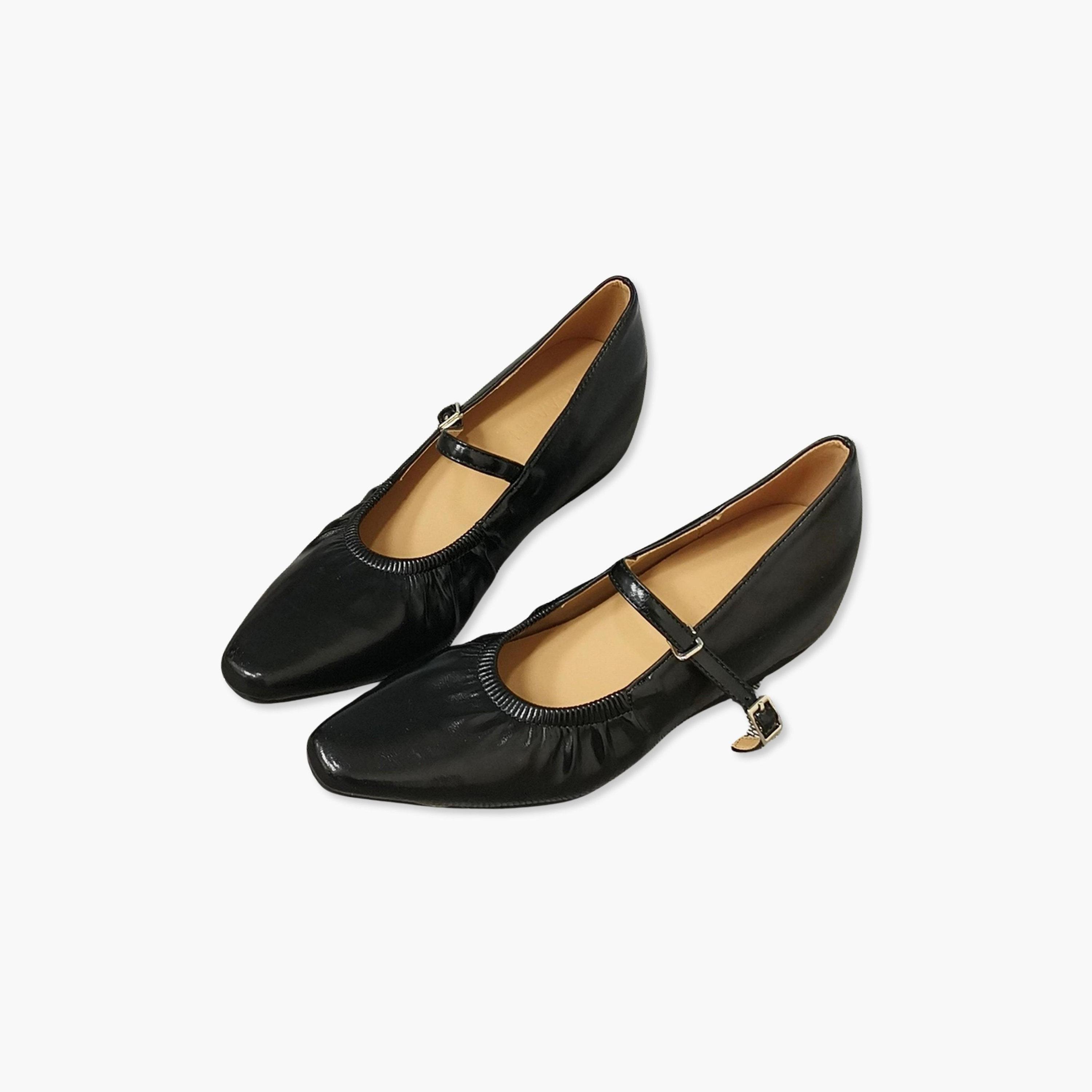 Take Two Women Black Elastic Detail Pointed Toe Shoes-women-shoes-sandals-flats-image-1