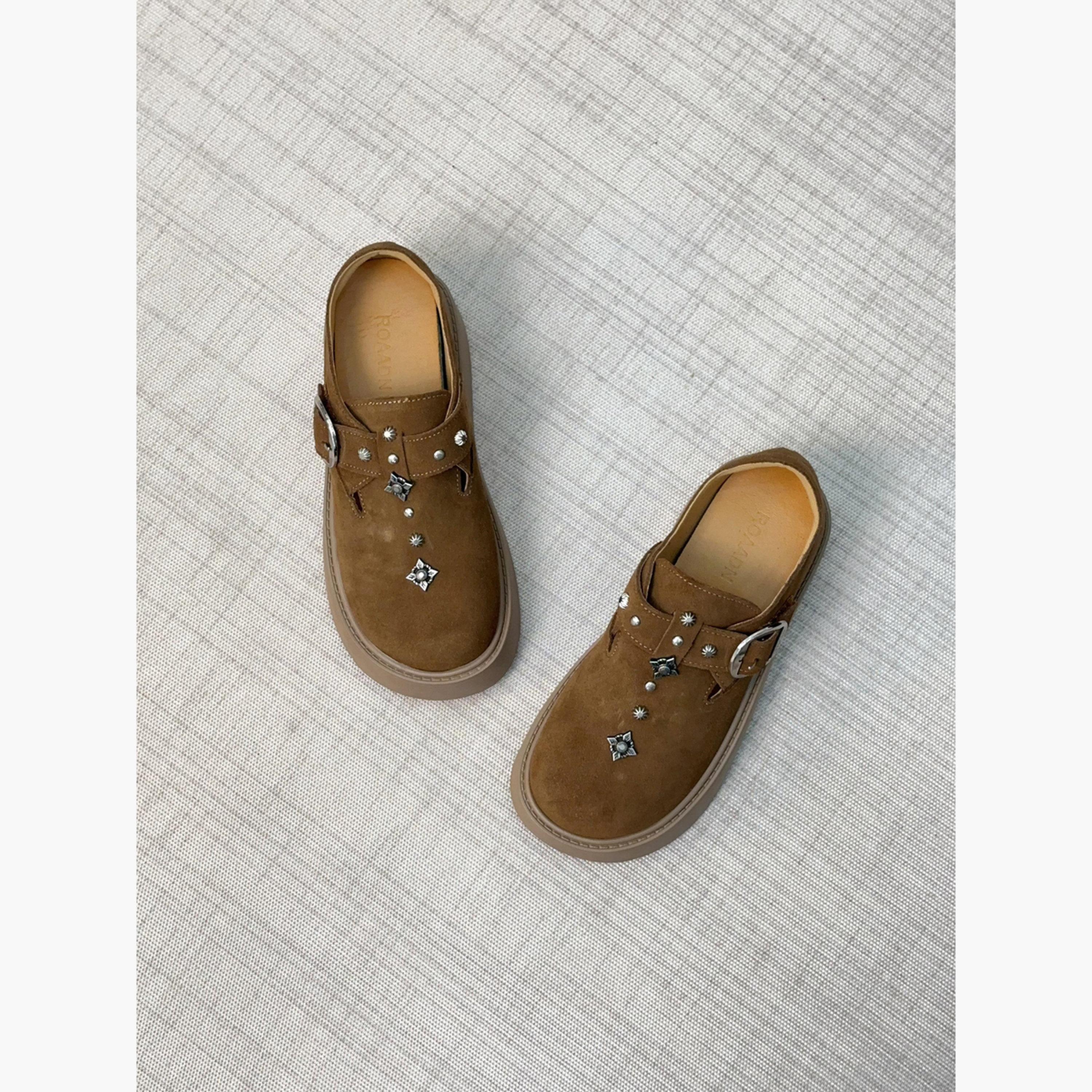 حذاء لوفرز شمواه مزين بلون تان-women-shoes-flats-loafers-image-4