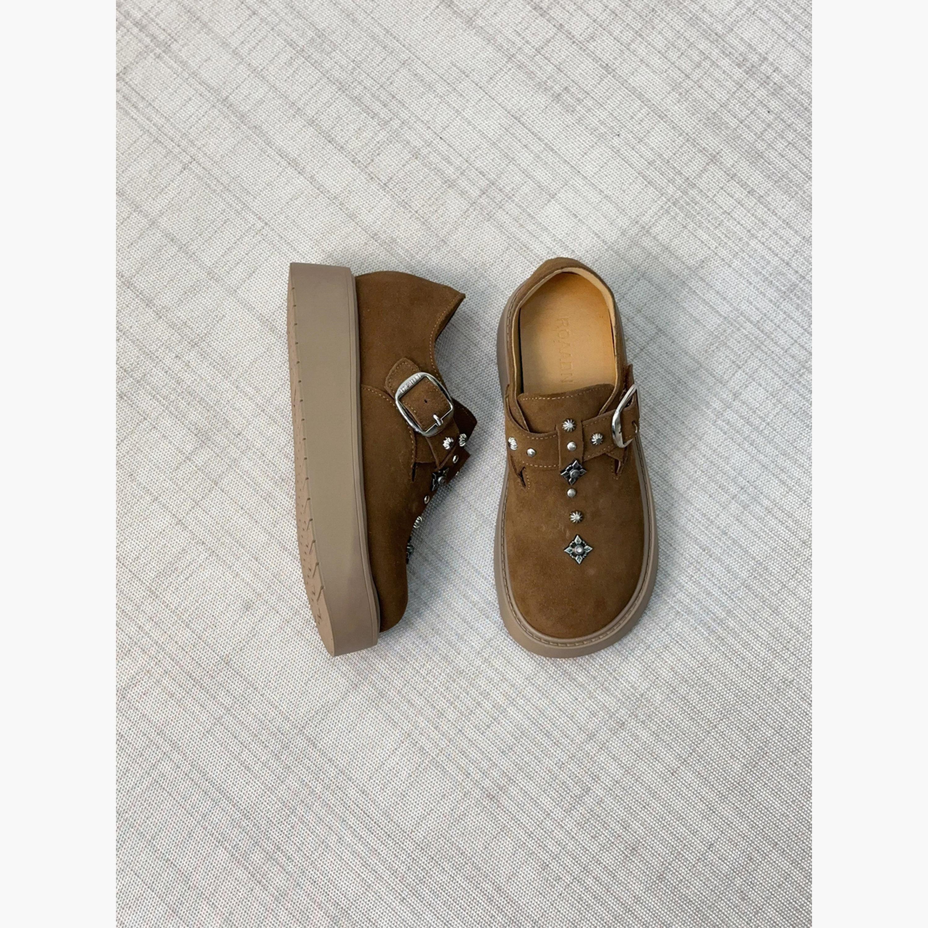 حذاء لوفرز شمواه مزين بلون تان-women-shoes-flats-loafers-image-5