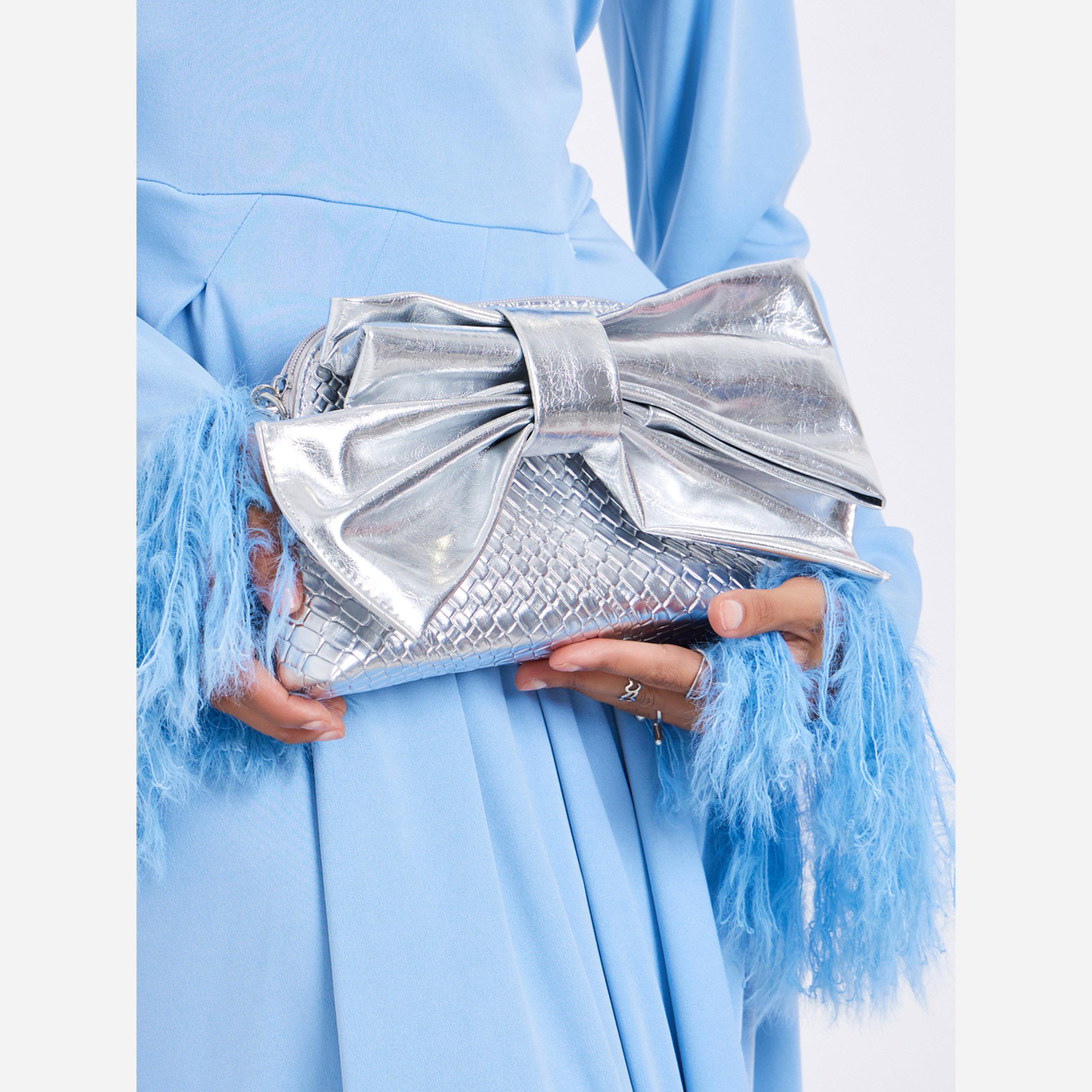 ستايلي - شنطة يد صغيرة مزينة بفيونكة-women-bagsandwallets-handbags-image-3