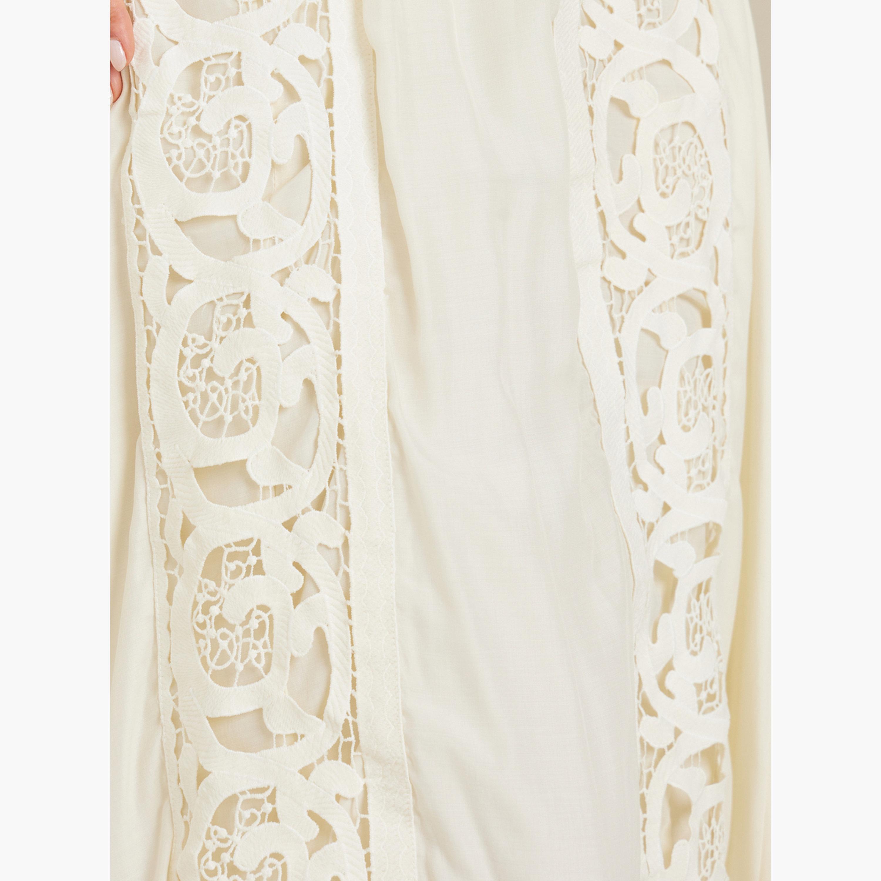 تنورة طويلة بتفاصيل دانتيل وفتحات-women-clothing-bottoms-skirts-image-4