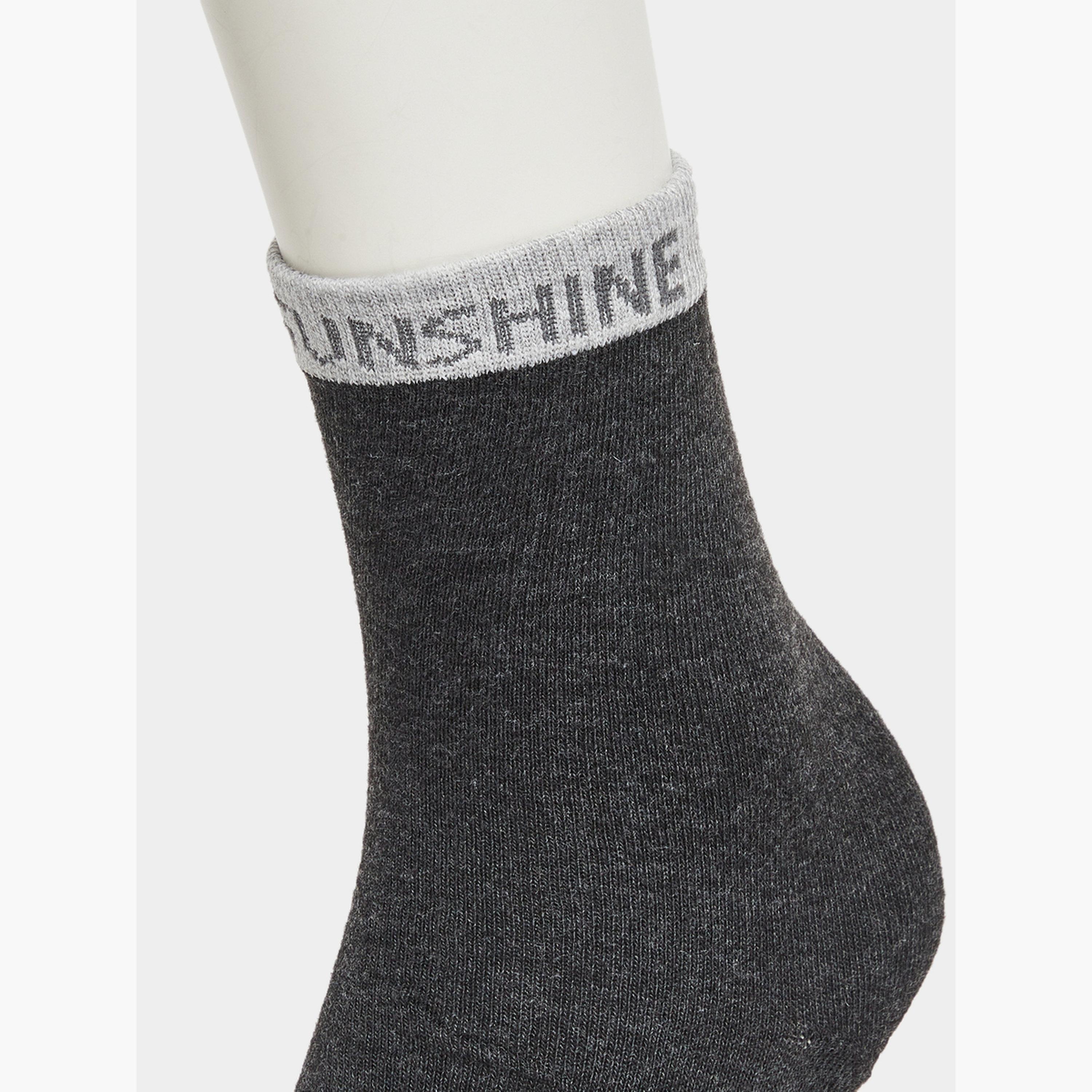 ستايلي - عبوة من 5 جوارب دائرية بتفاصيل ملونة-men-socks-image-5