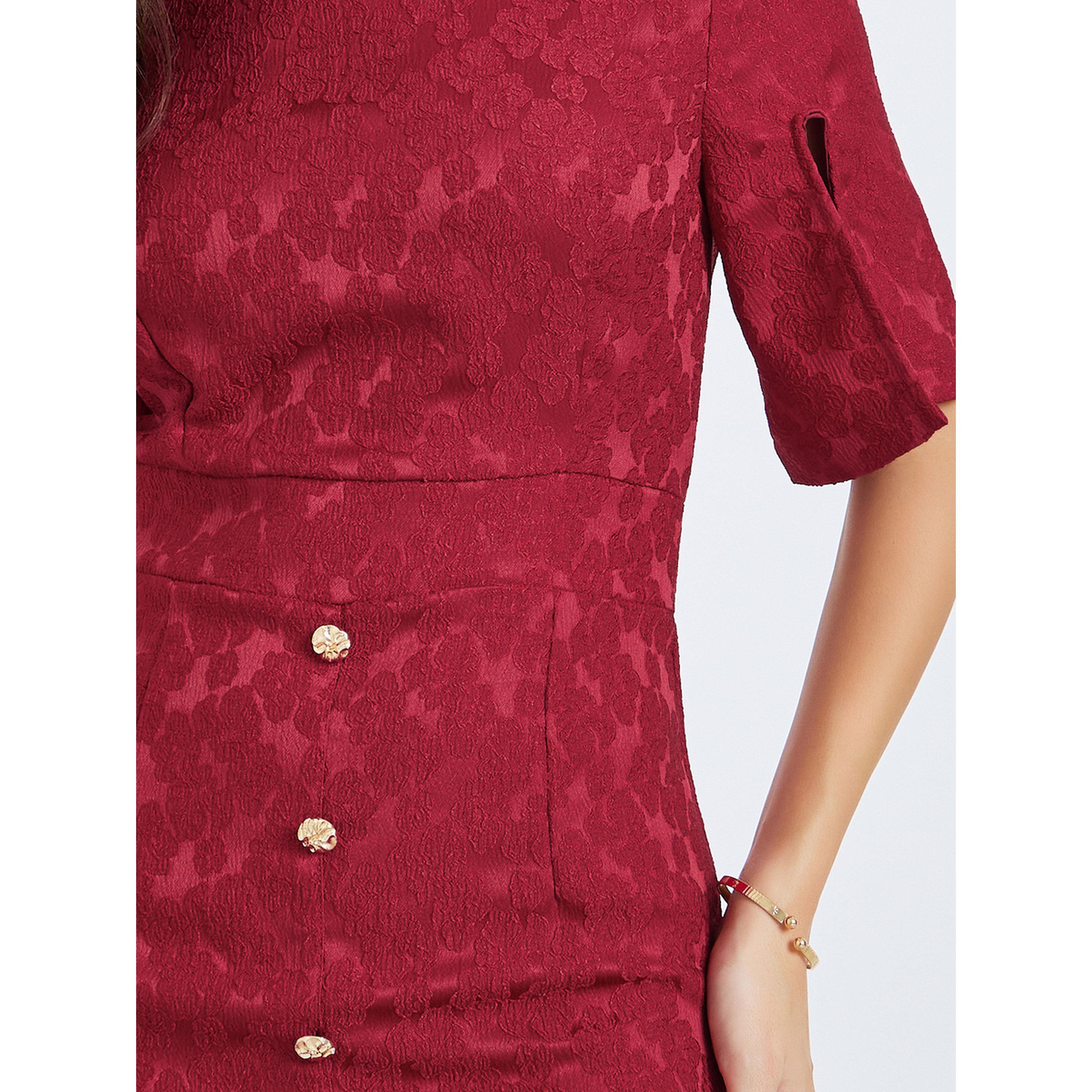 Styli Women Maroon Short Sleeves Sheath Midi Dress-women-clothing-dresses-image-4