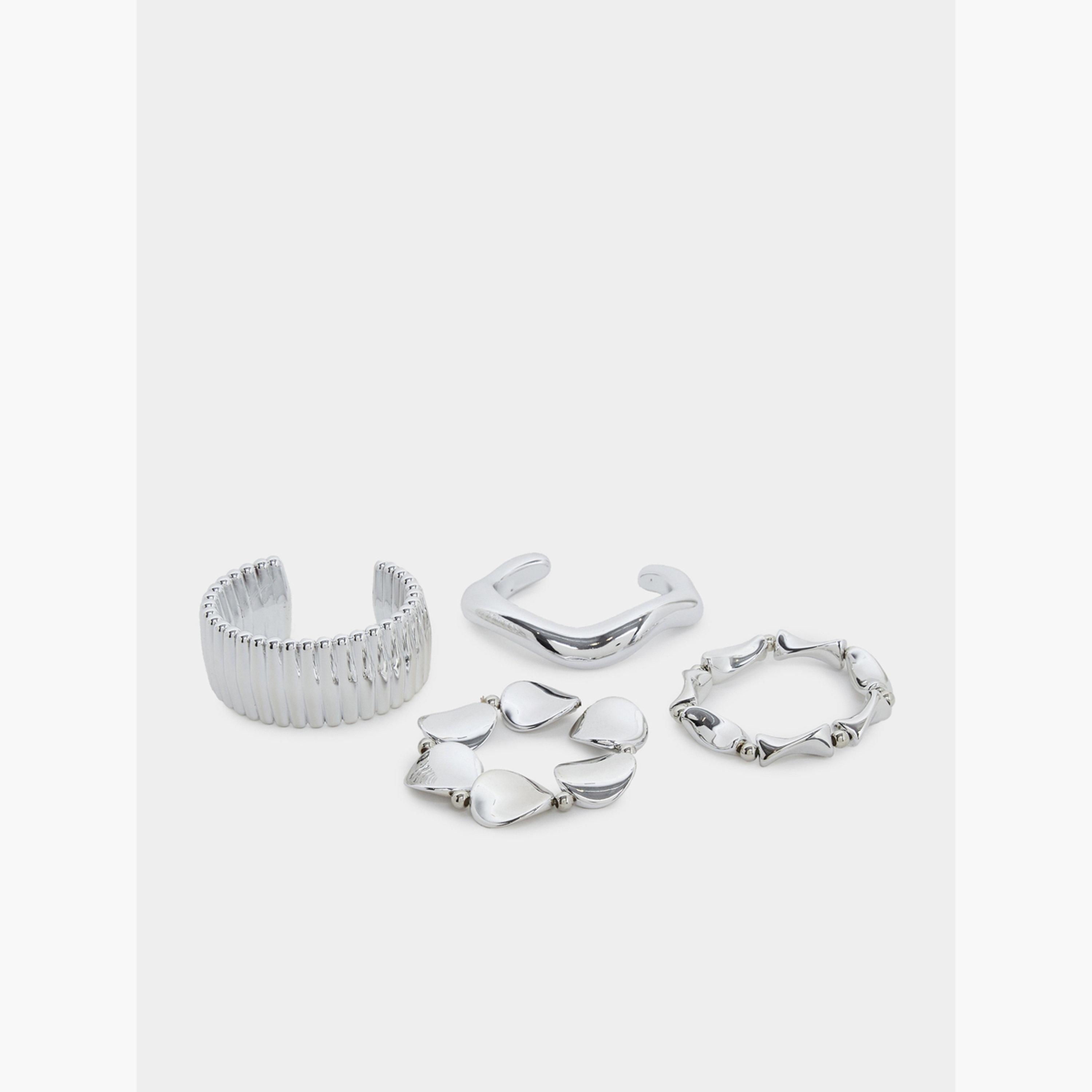 طقم مكون من 4 أساور كف فضية-women-watchesandjewellery-jewellery-banglesandbracelets-image-1
