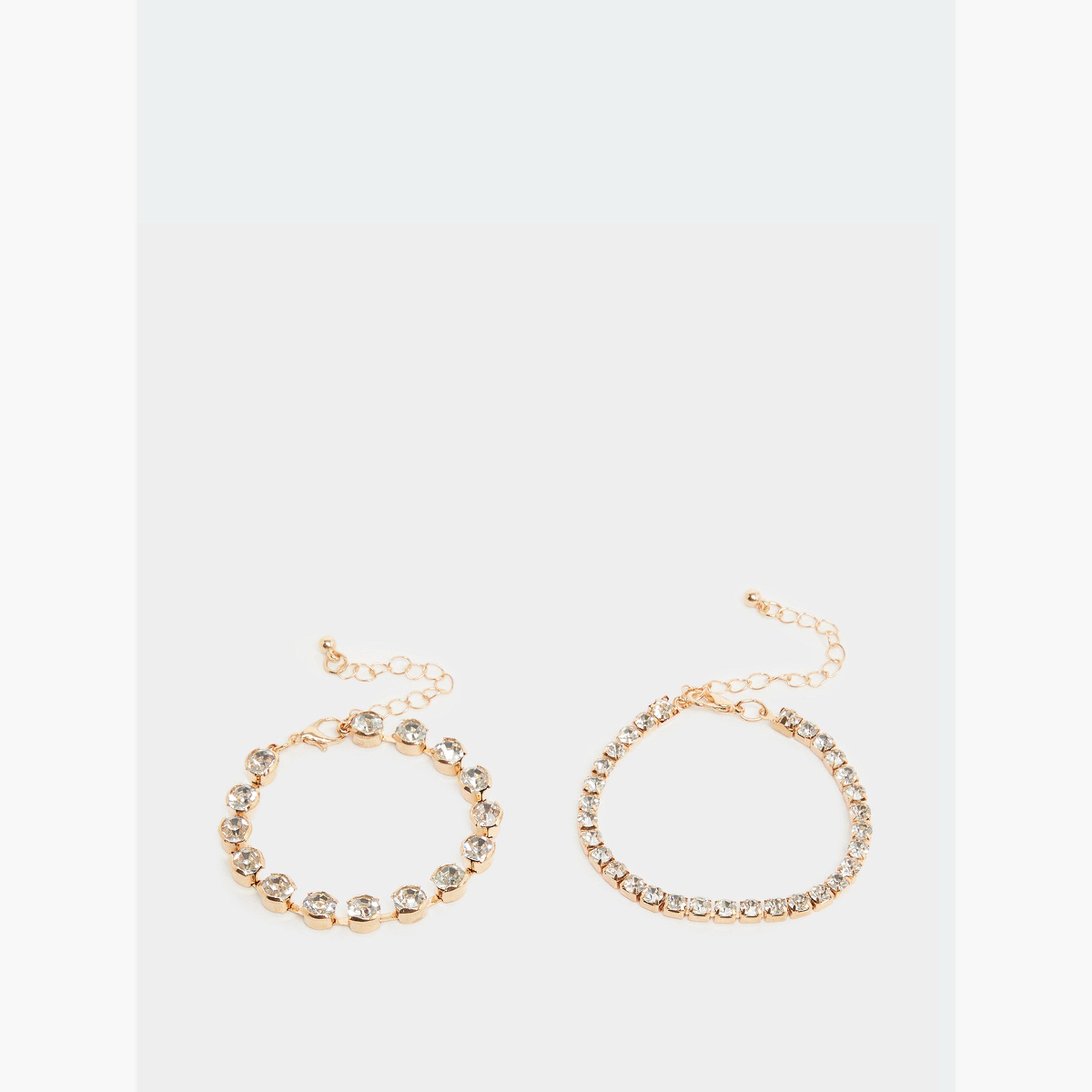 طقم 4 أساور مزينة باللون الذهبي-women-watchesandjewellery-jewellery-banglesandbracelets-image-4