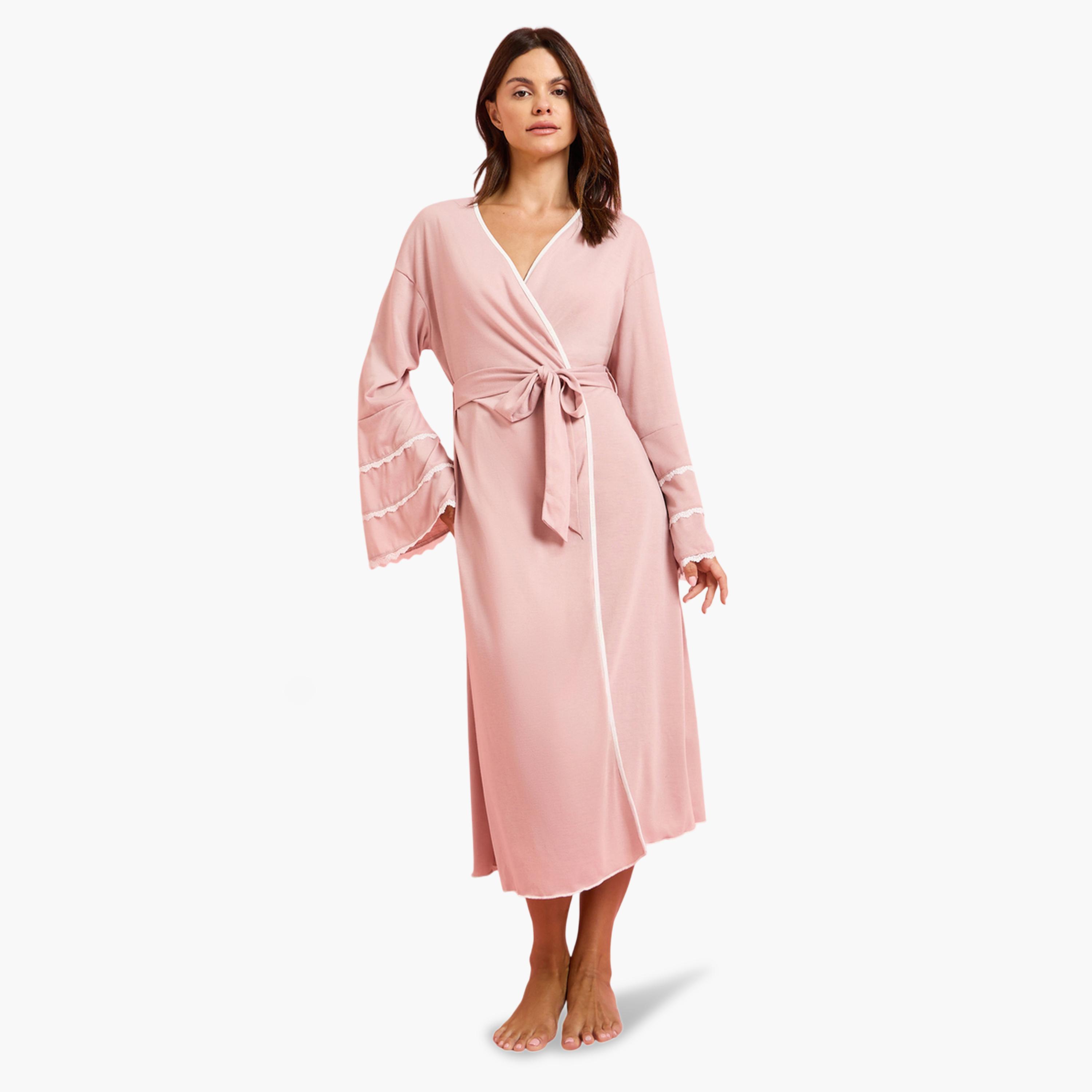 روب بأكمام واسعة ودانتيل متباين-women-clothing-nightwear-robes-image-1