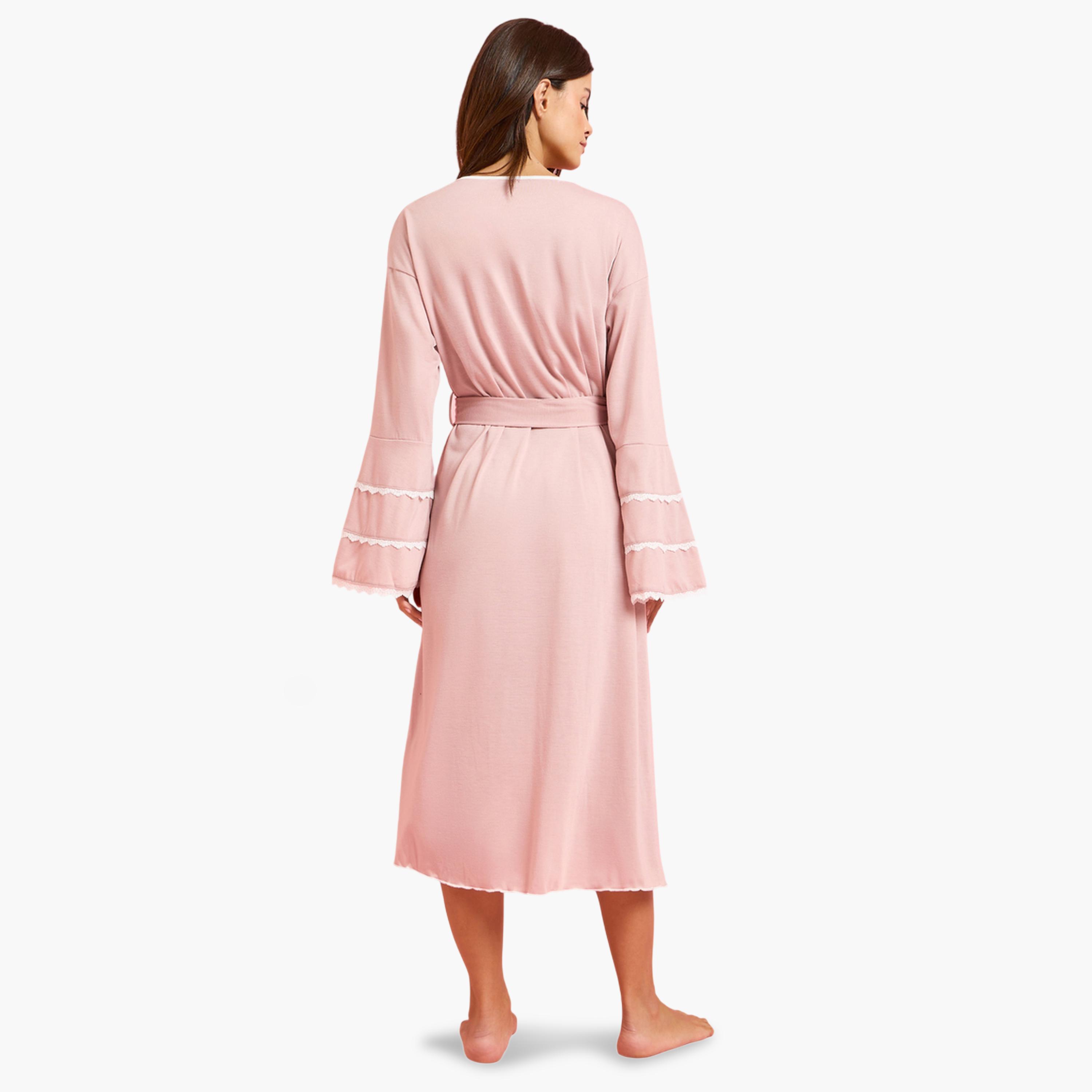 روب بأكمام واسعة ودانتيل متباين-women-clothing-nightwear-robes-image-3