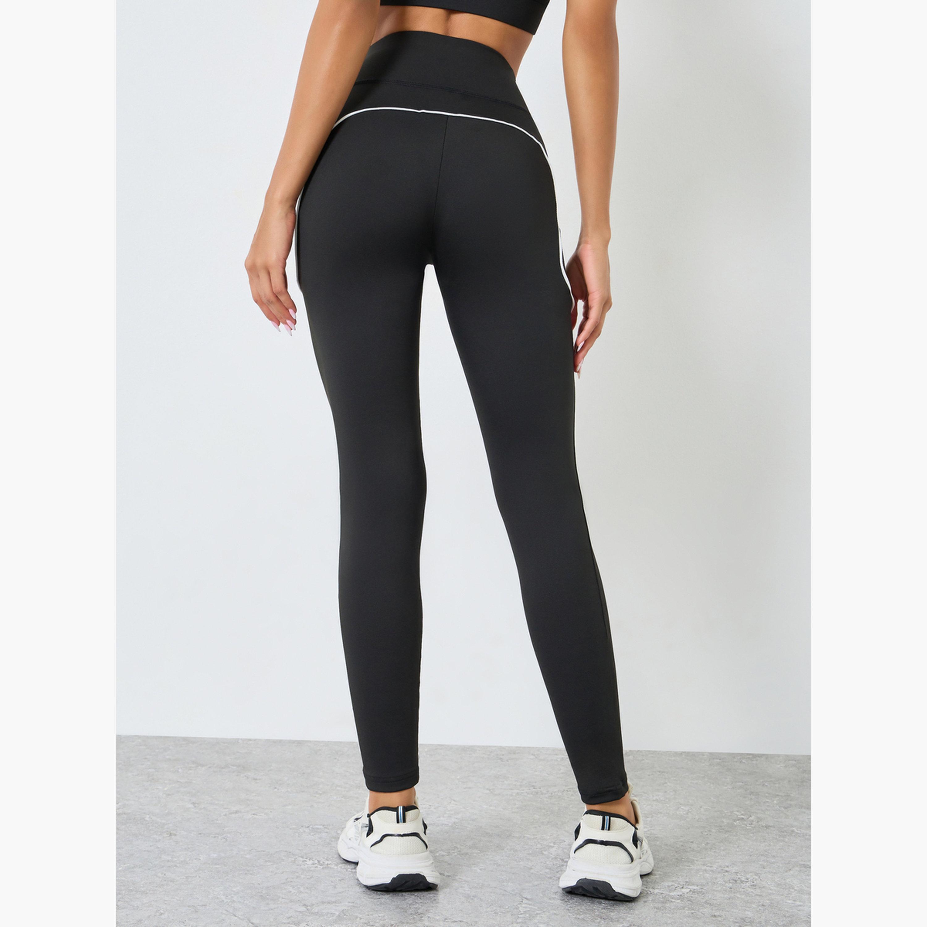 ليقنز بتفاصيل عاكسة خلفية-women-clothing-bottoms-leggings-image-4