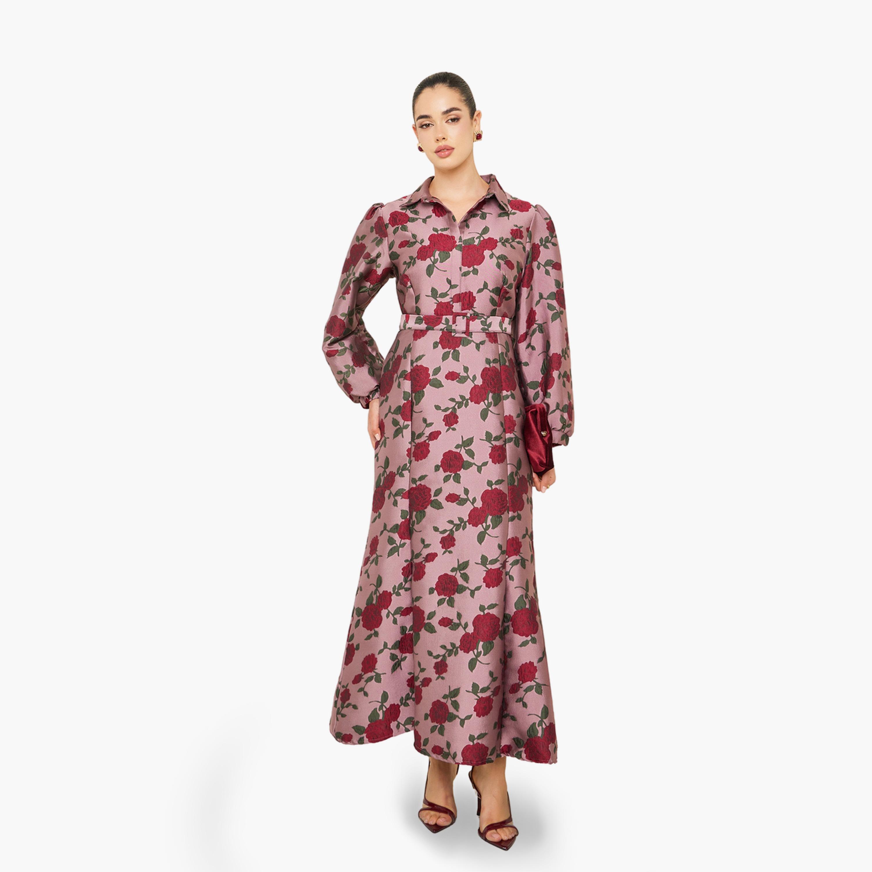 فستان طويل مطبع بزهور بحافة واسعة وأكمام طويلة-women-clothing-dresses-image-1