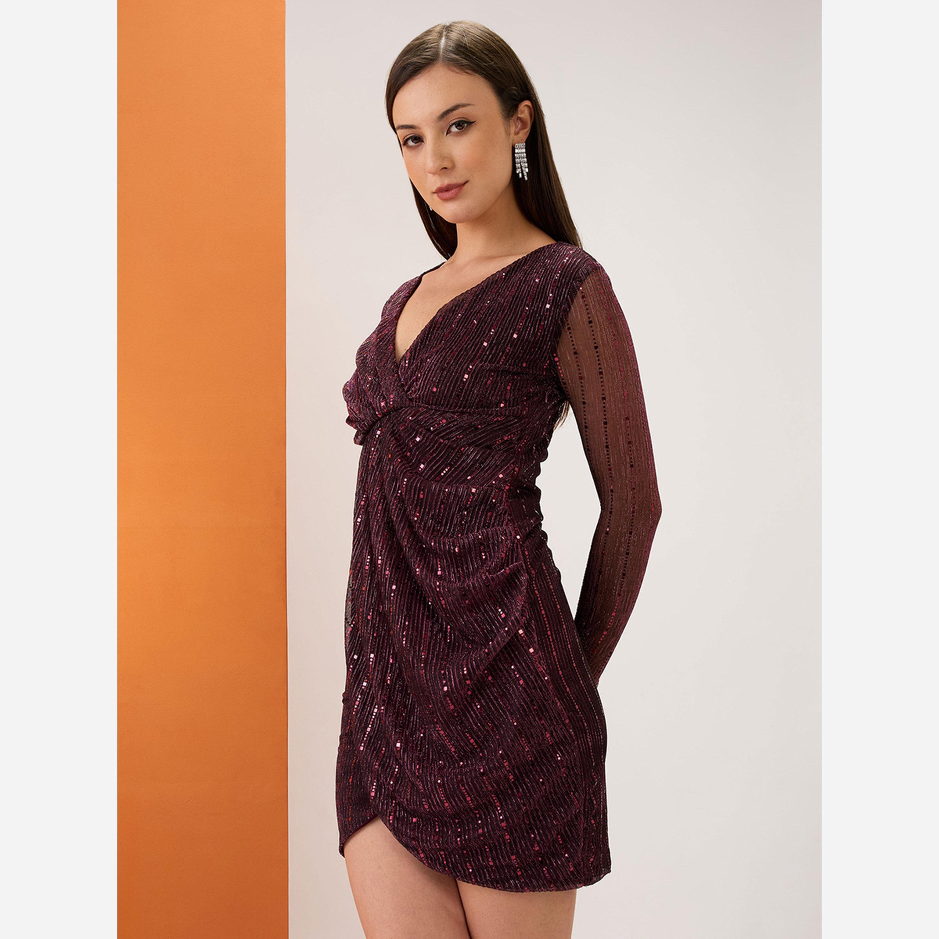 غلوبوص × ستايلي - فستان قصير لون خمري ملفوف ياقة شكل سبعة وحافة مزينة بزهرة التوليب-women-clothing-dresses-image-2