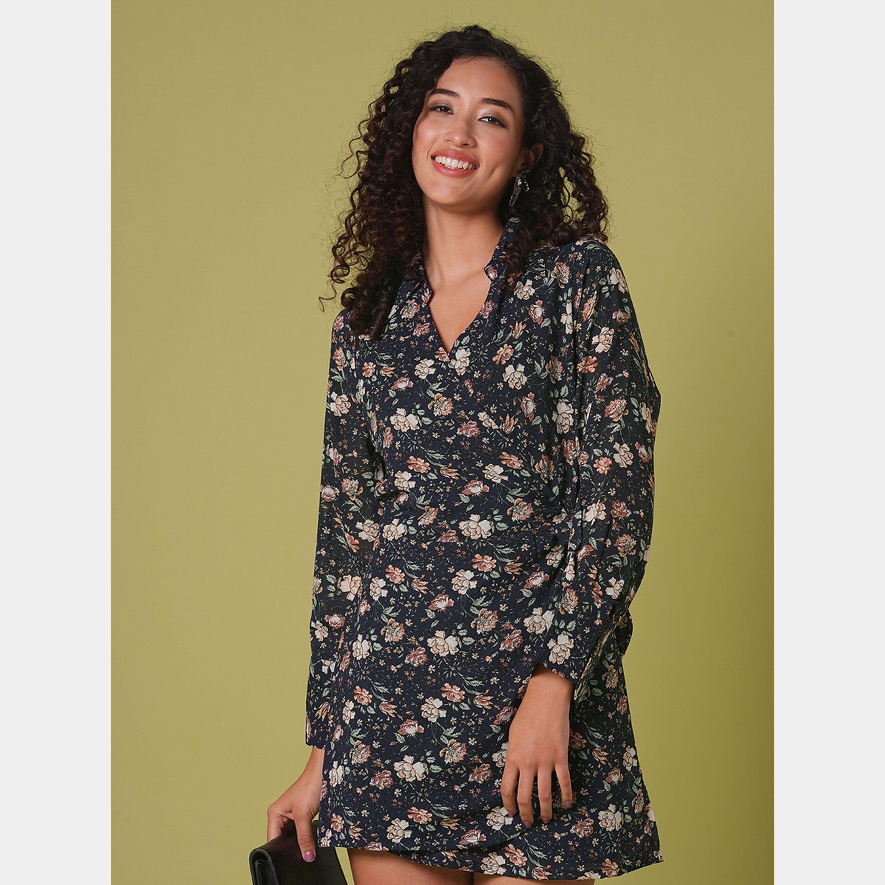 غلوبوص × ستايلي - فستان نسائي قصير بأكمام طويلة وطبعة زهور بحرية-women-clothing-dresses-image-5