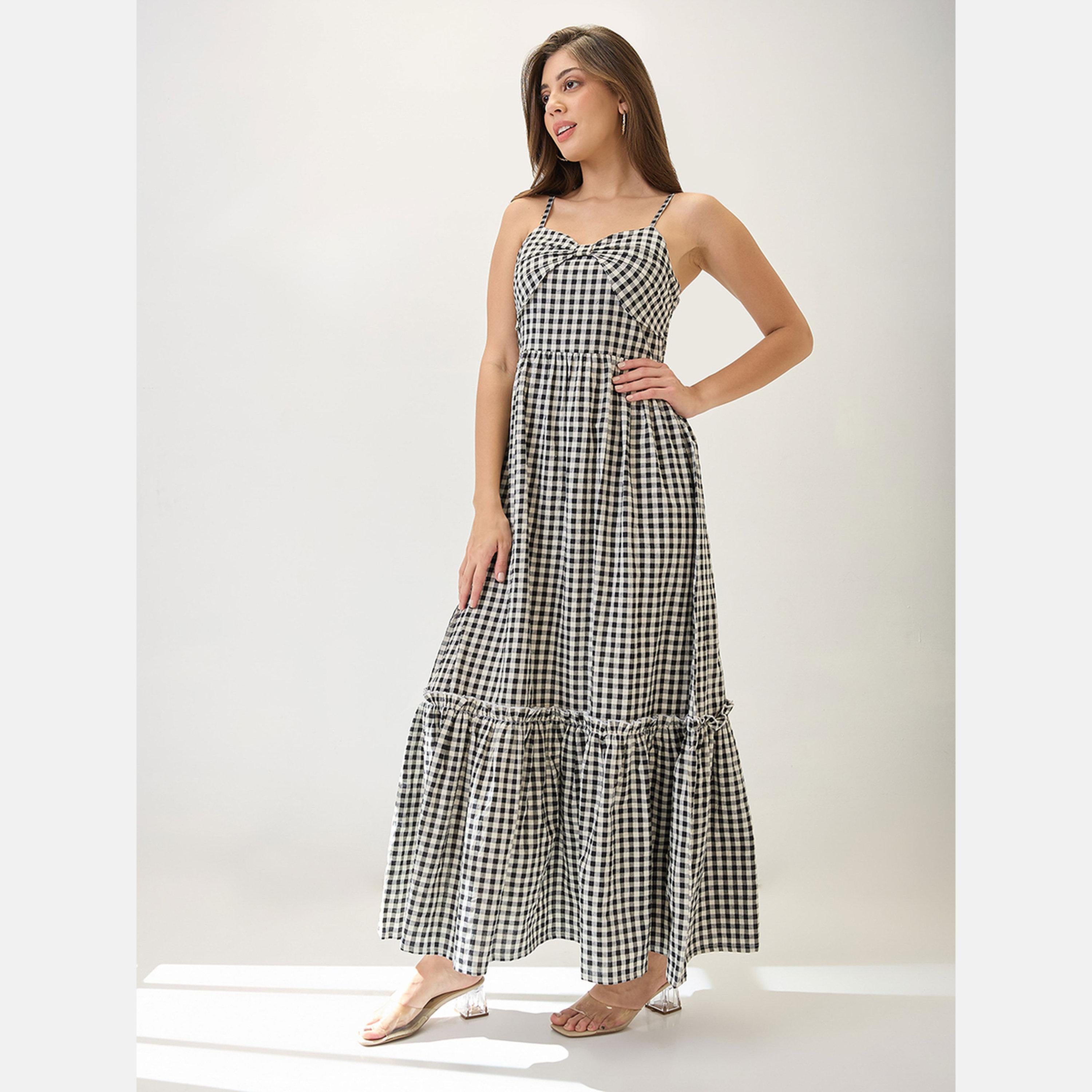 غلوبوص × ستايلي - فستان ماكسي متعدد الطبقات بطبعة مربعات-women-clothing-dresses-image-2