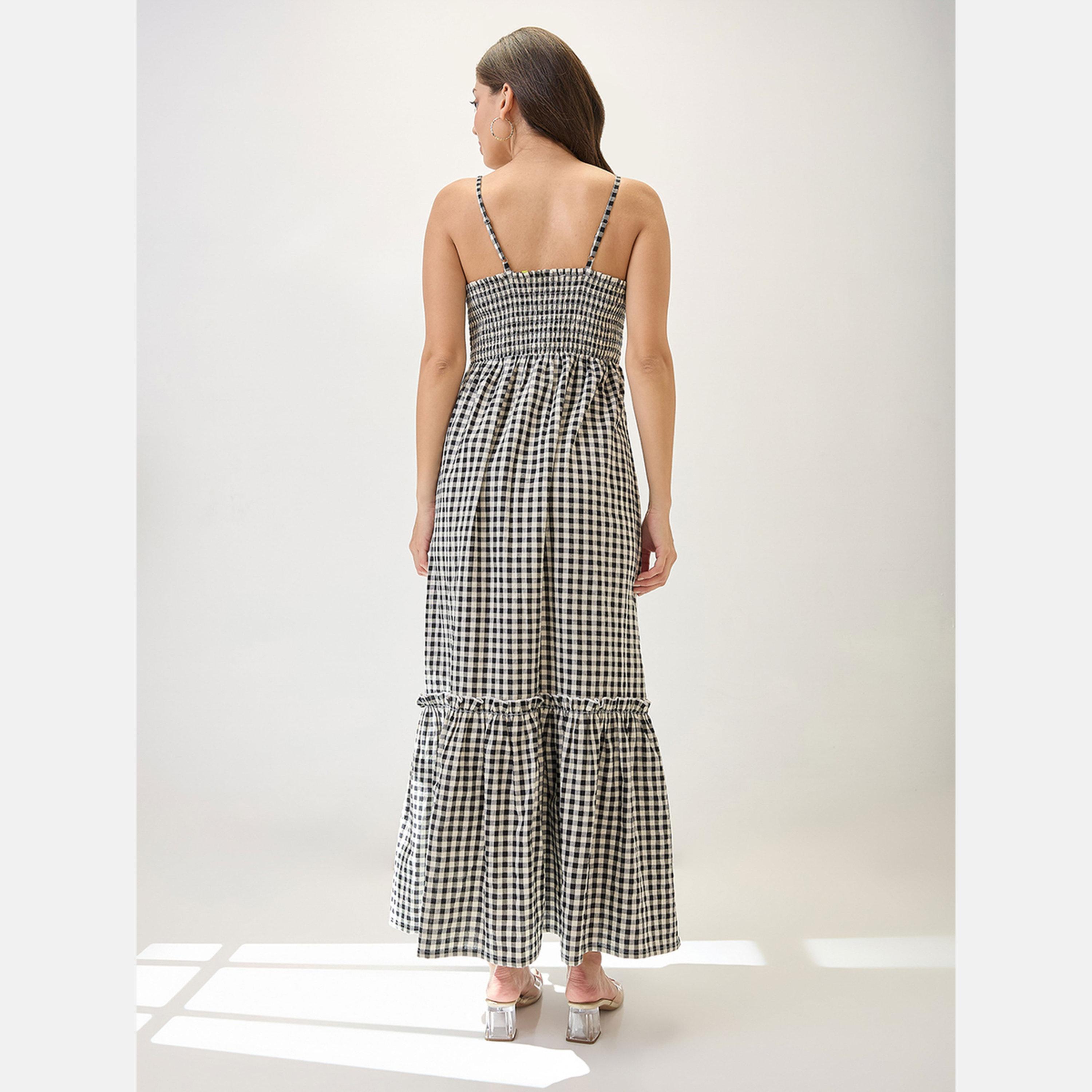 غلوبوص × ستايلي - فستان ماكسي متعدد الطبقات بطبعة مربعات-women-clothing-dresses-image-3