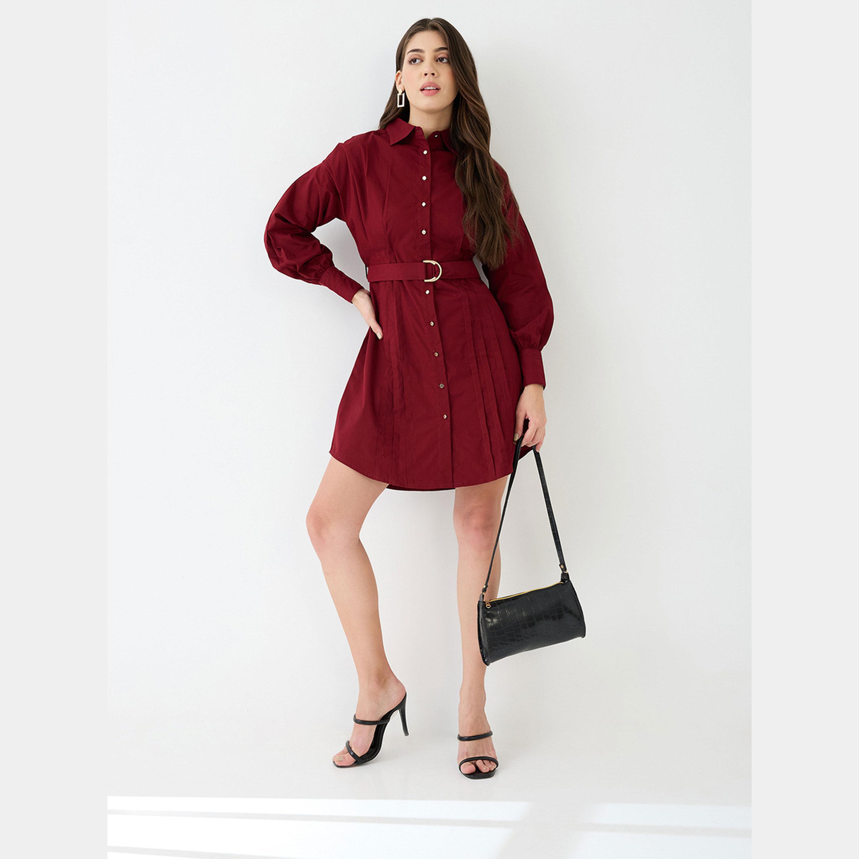 غلوبوص × ستايلي - فستان قصير نسائي لون مارون  بأكمام طويلة وياقة وأزرار مع حزام-women-clothing-dresses-image-2