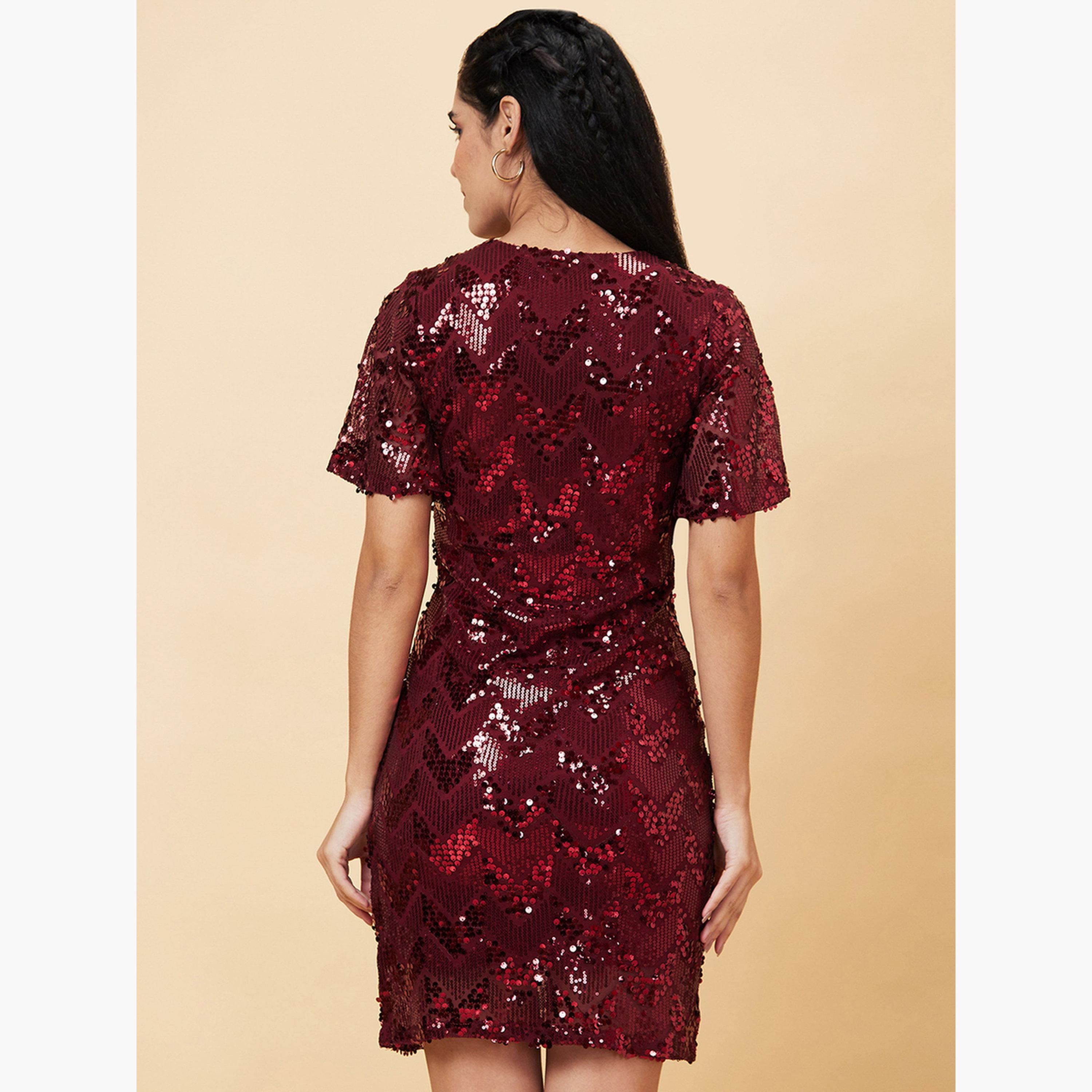 غلوبوص × ستايلي - فستان قصير مزين بالترتر لون مارون-women-clothing-dresses-image-3