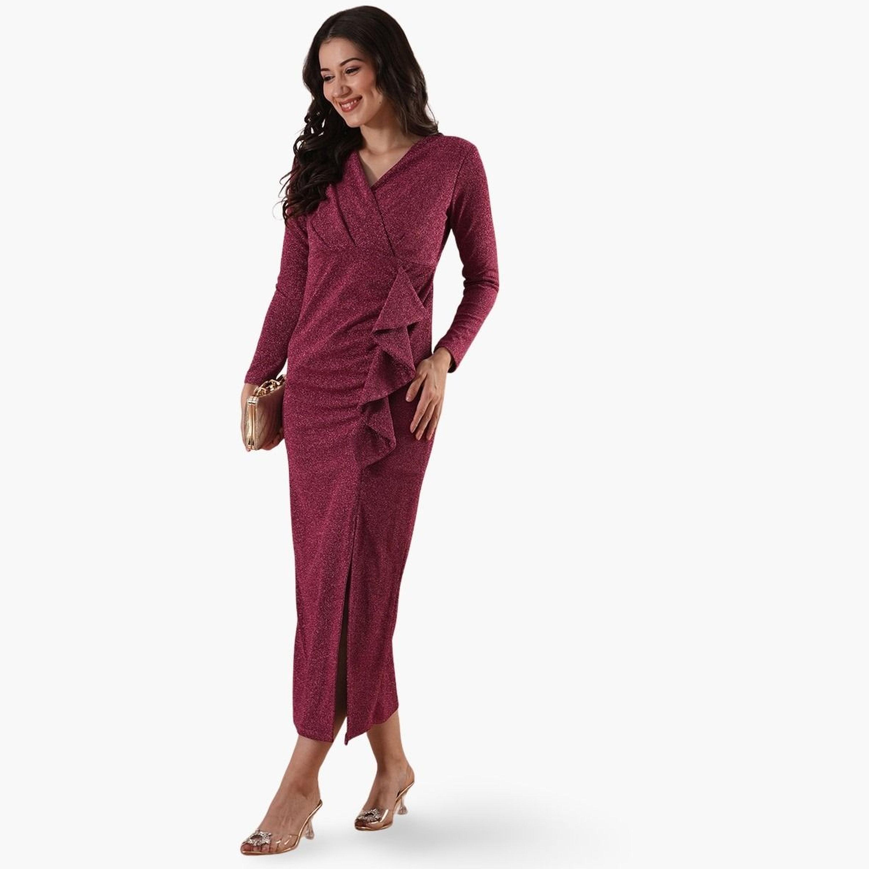 غلوبوص × ستايلي - فستان ماكسي ضيق لامع بأكمام طويلة وتفاصيل كشكشة-women-clothing-dresses-image-1