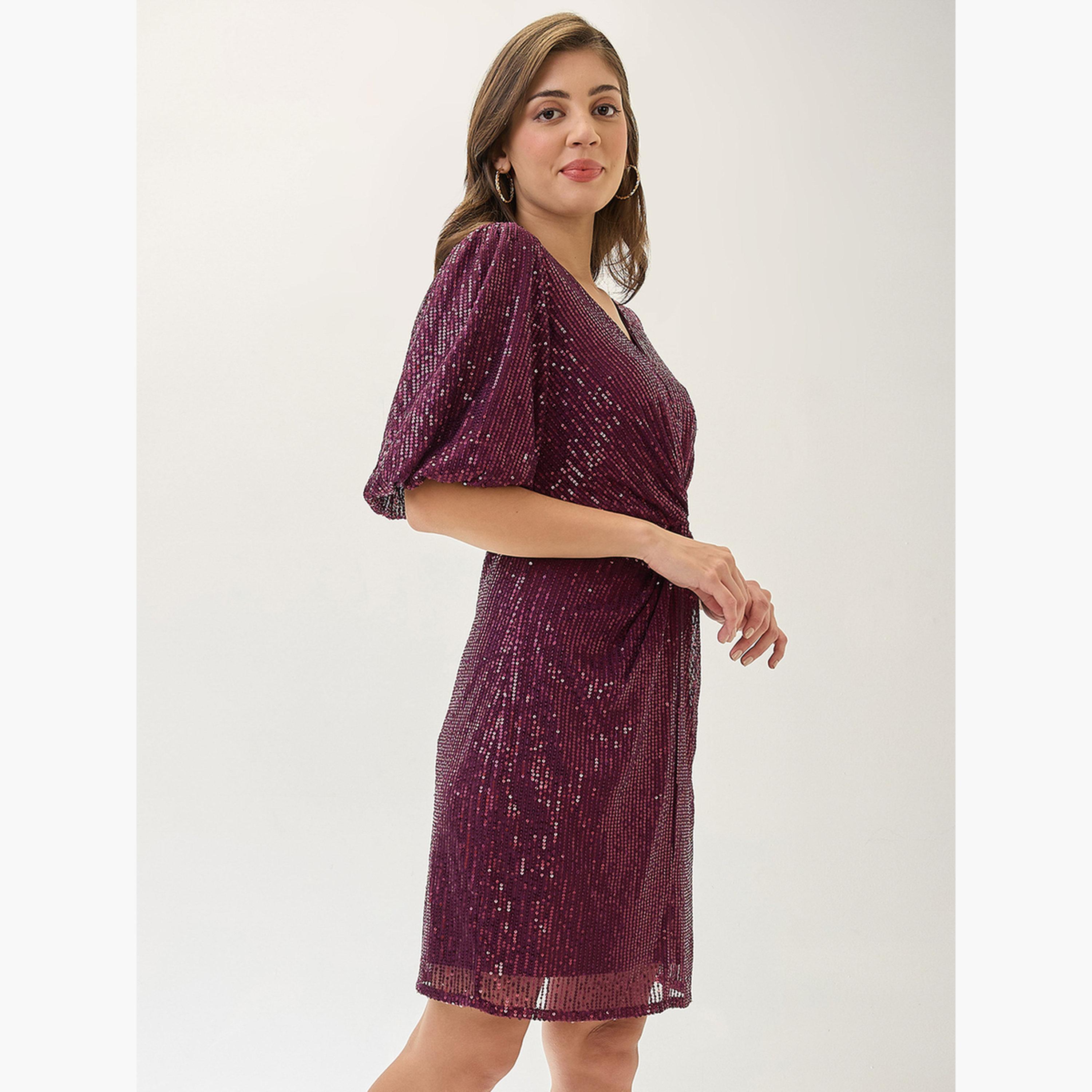 غلوبوص × ستايلي - فستان قصير برغندي بأكمام منتفخة ومطرز بالترتر-women-clothing-dresses-image-5