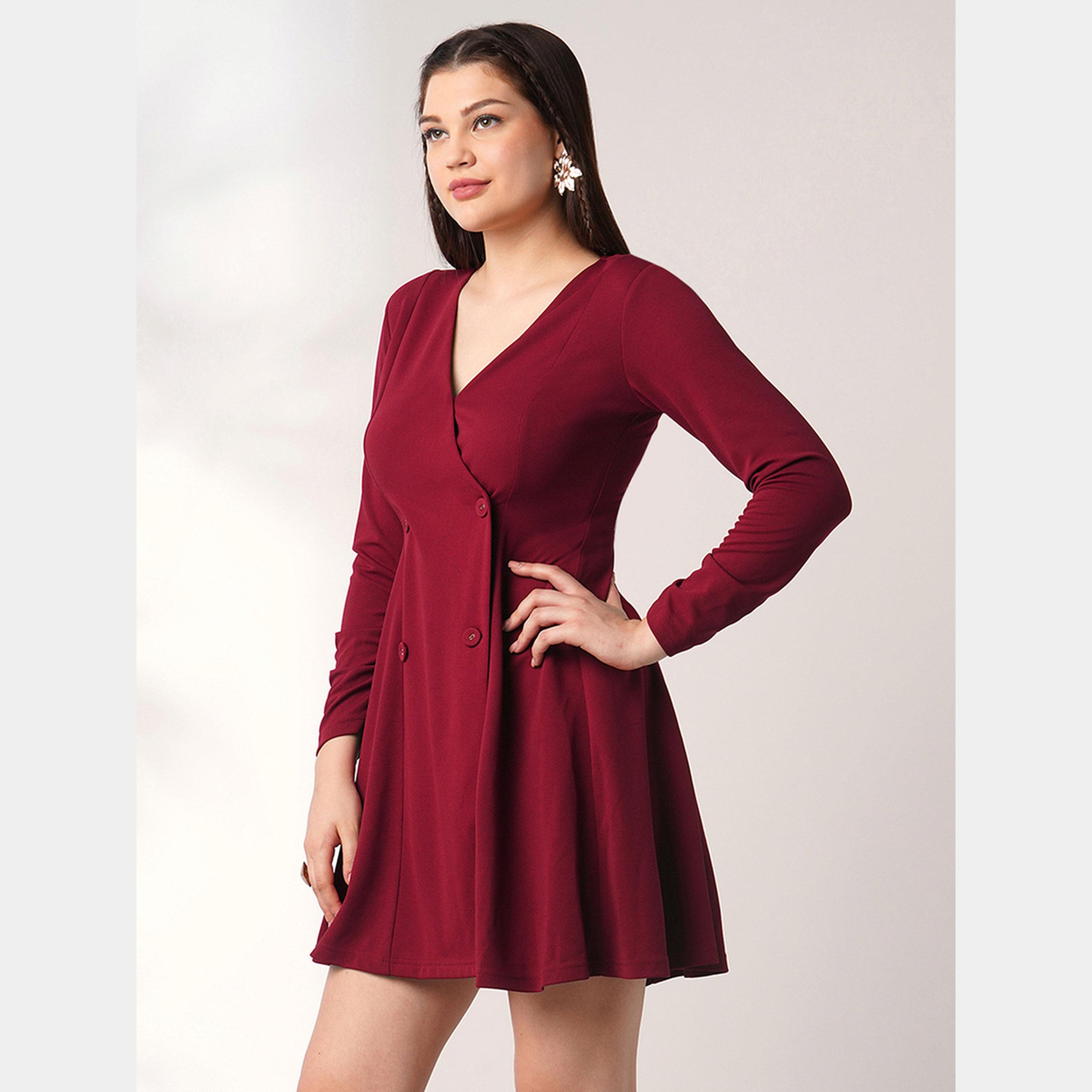 غلوبوص × ستايلي - فستان قصير نسائي  لون مارون  بأكمام طويلة ورقبة ملفوفة وأزرار حرف A-women-clothing-dresses-image-5