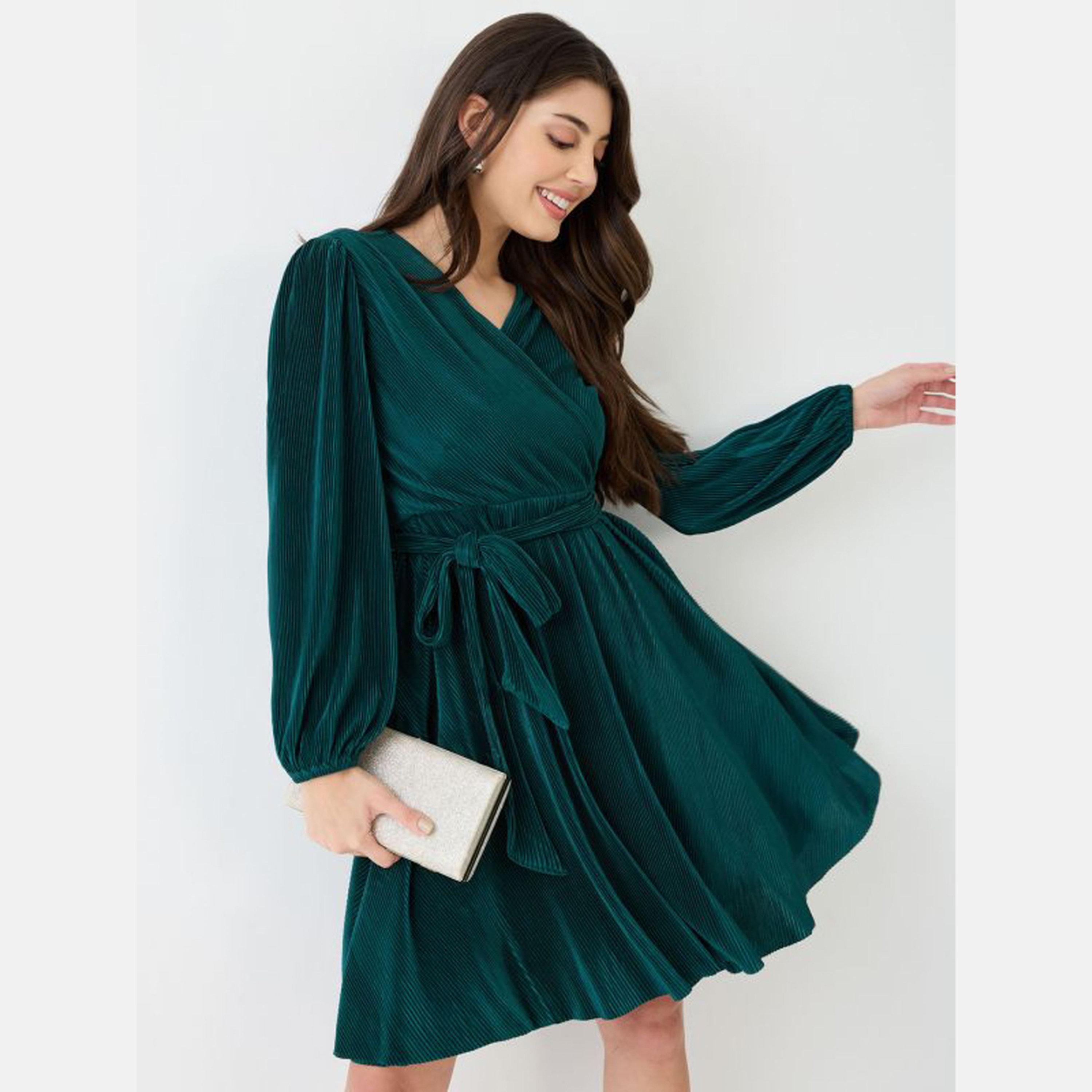 slim fit dress slacks Emerald Green Velvet Rose Straps A-line Prom Dress main image 1