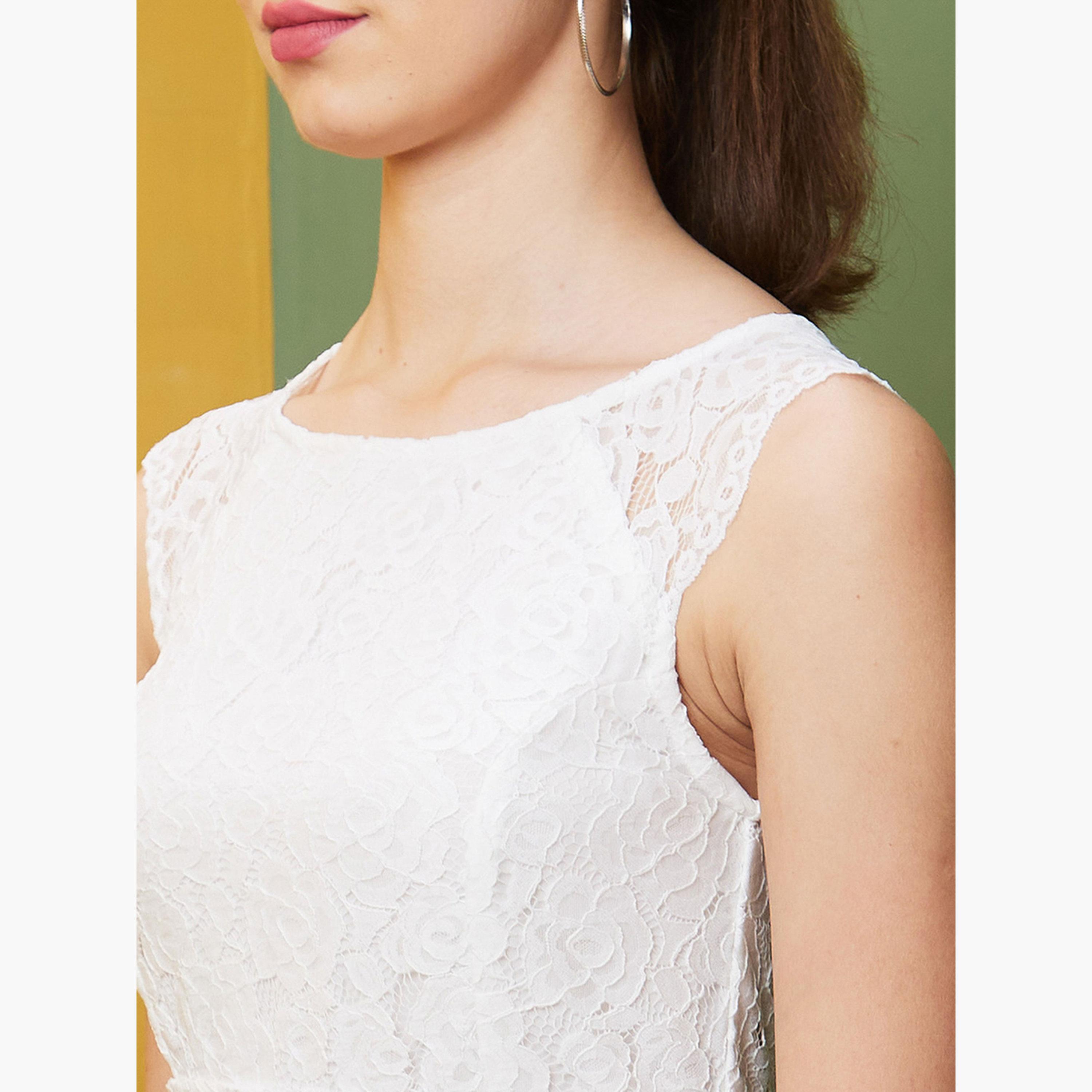 غلوبوص × ستايلي - فستان أبيض مزهر من الدانتيل بطول الركبة مع حزام-women-clothing-dresses-image-4