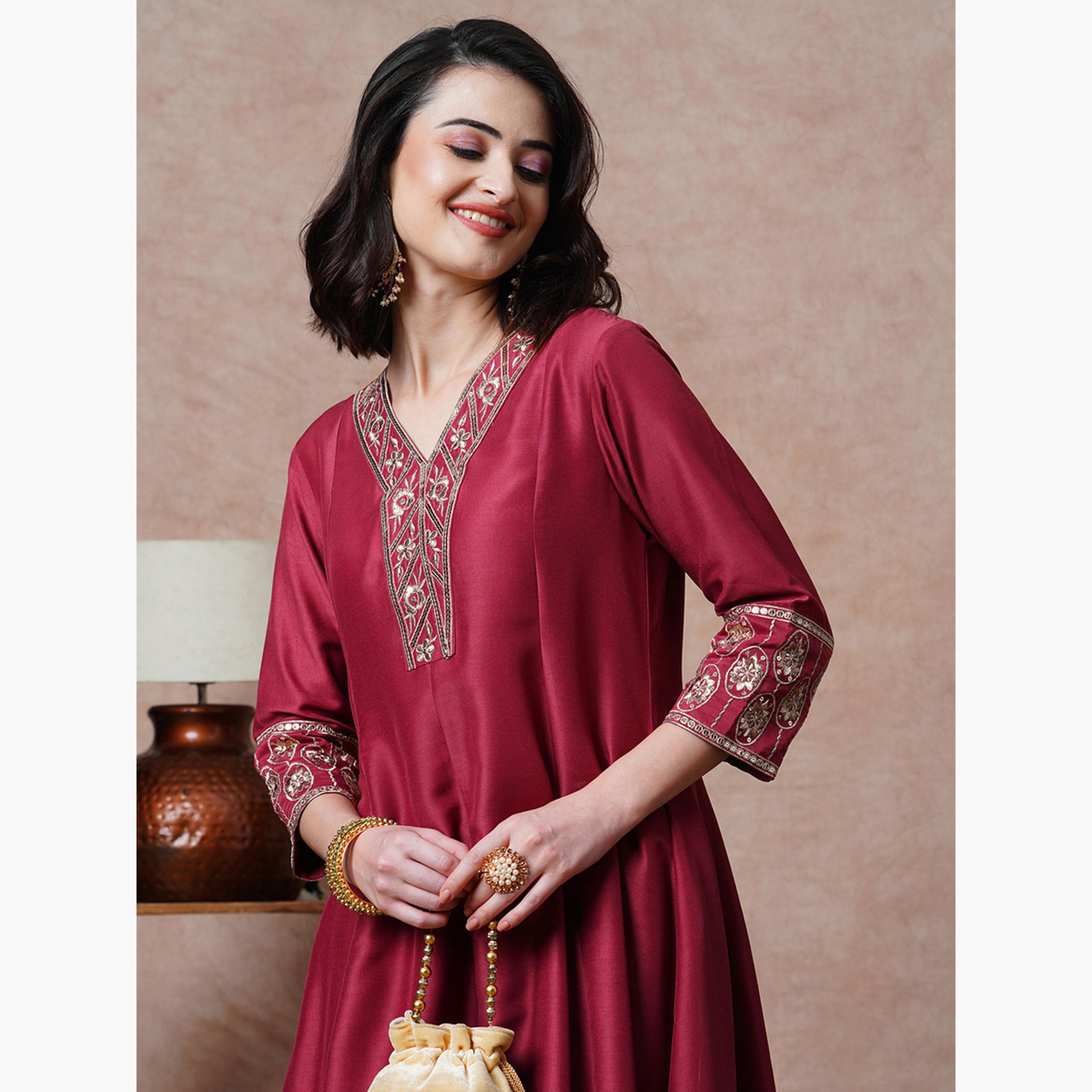 غلوبوص × ستايلي - كورتا (قميص طويل) مع بنطال نسائي مطرز بنقشة زهور أسترو داست-women-clothing-ethnicwear-bottoms-pants-image-4