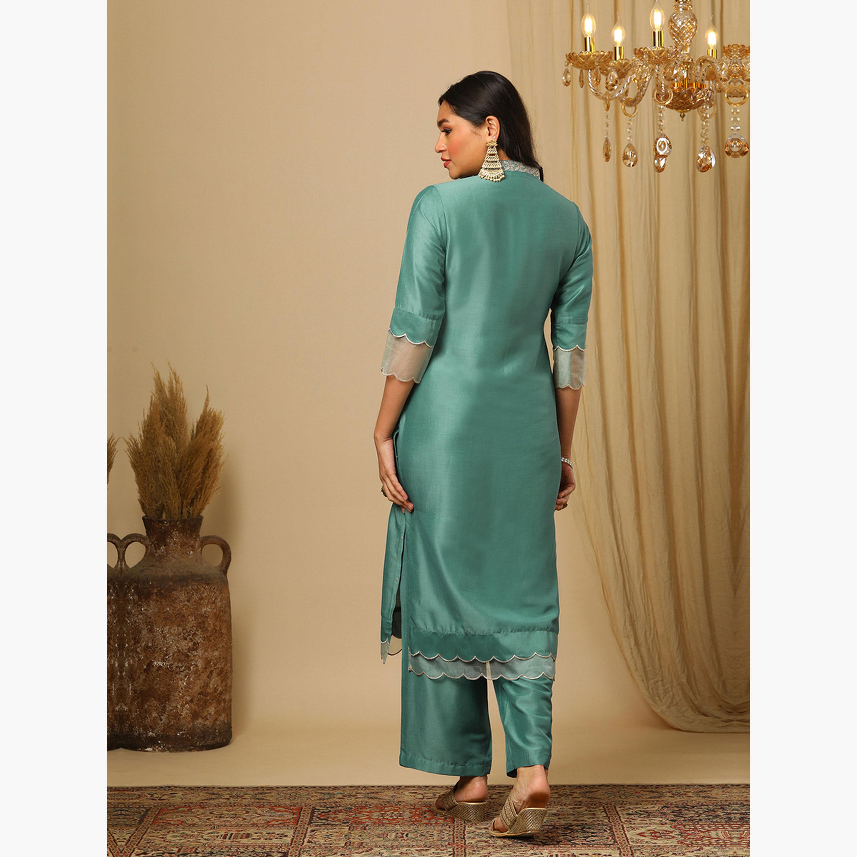 Globus X Styli Green Silver Embroidered V-Neck Kurta and Elasticated Pants Set-women-clothing-ethnicwear-bottoms-pants-image-3