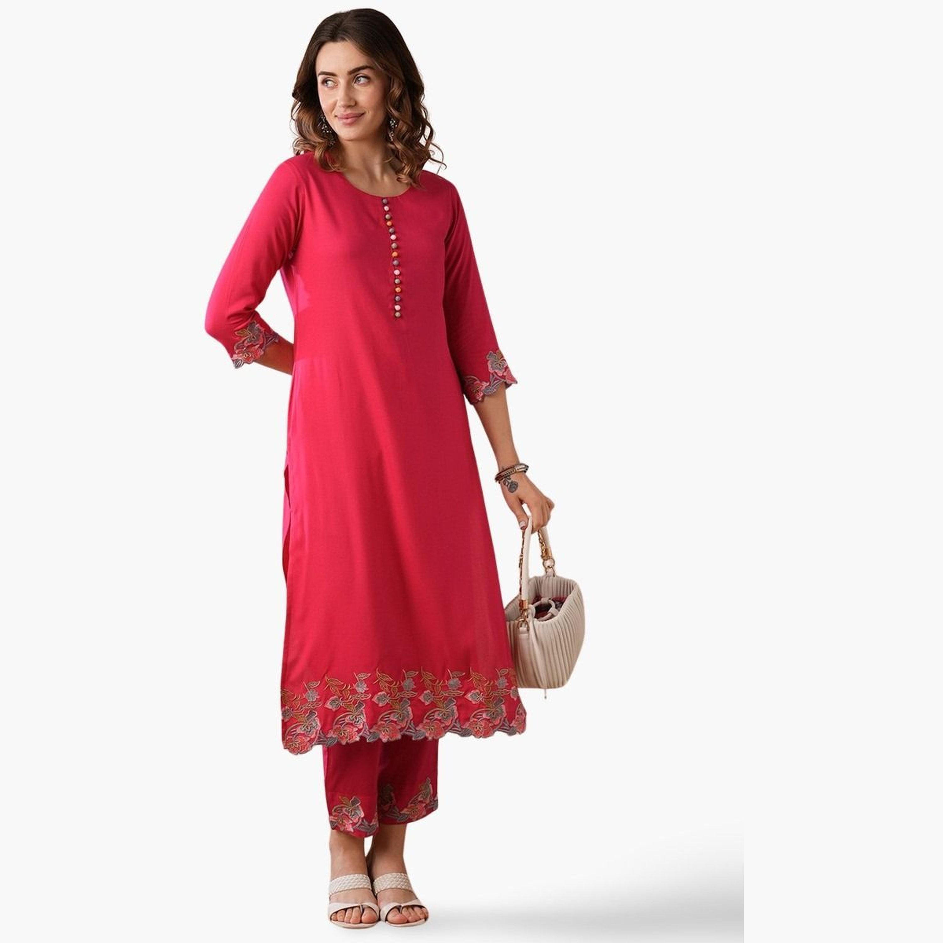 غلوبوص × ستايلي - كورتا (قميص طويل) مع بنطال مطاطي بأزرار وردية وطبعة زهور وحافة صدفية-women-clothing-ethnicwear-bottoms-pants-image-1