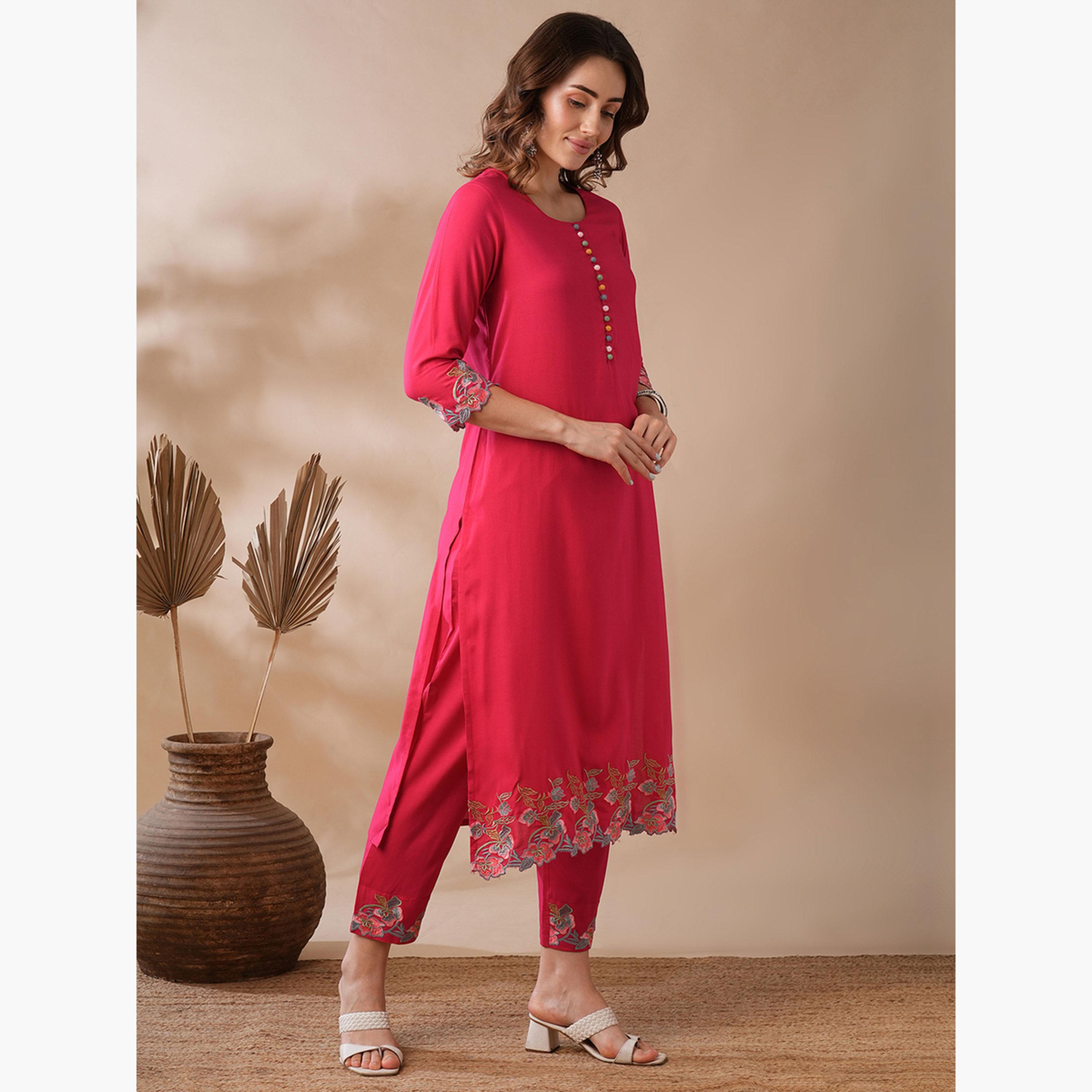 Globus X Styli Pink Button Floral Scalloped Hem Kurta and Elasticated Pants Set-women-clothing-ethnicwear-bottoms-pants-image-2