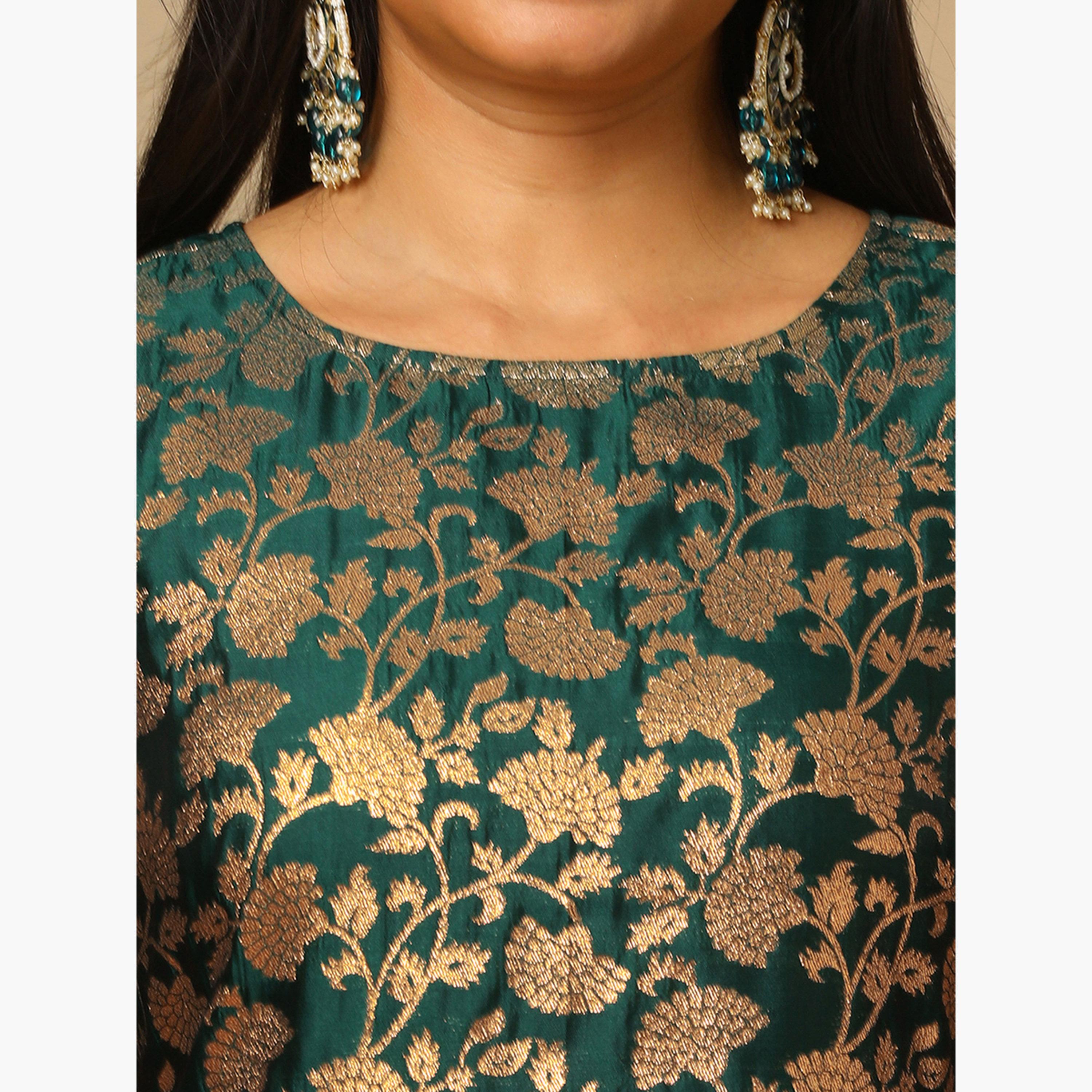 Globus X Styli Green Round Neck Floral Print Straight Kurta and Elasticated Pants Set-women-clothing-ethnicwear-bottoms-pants-image-6